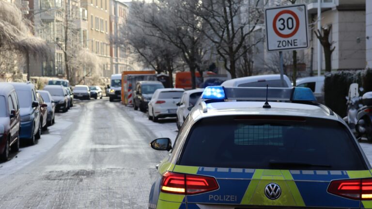 Mainz Gonsenheim Mainz Hartenberg Münchfeld Jugendlicher fährt mit