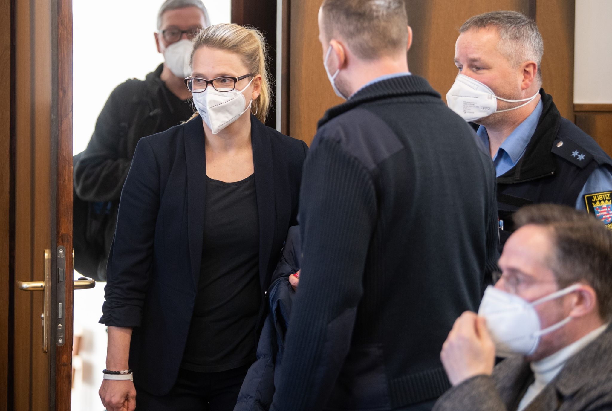 Zivilprozess gegen verurteilten Doppelmörder gestartet