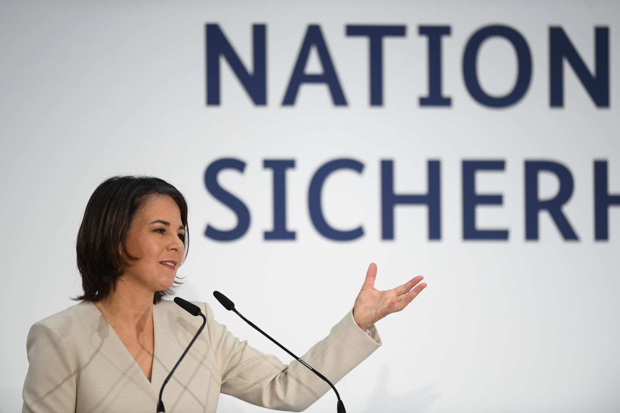 Baerbock: Können nicht neutral sein