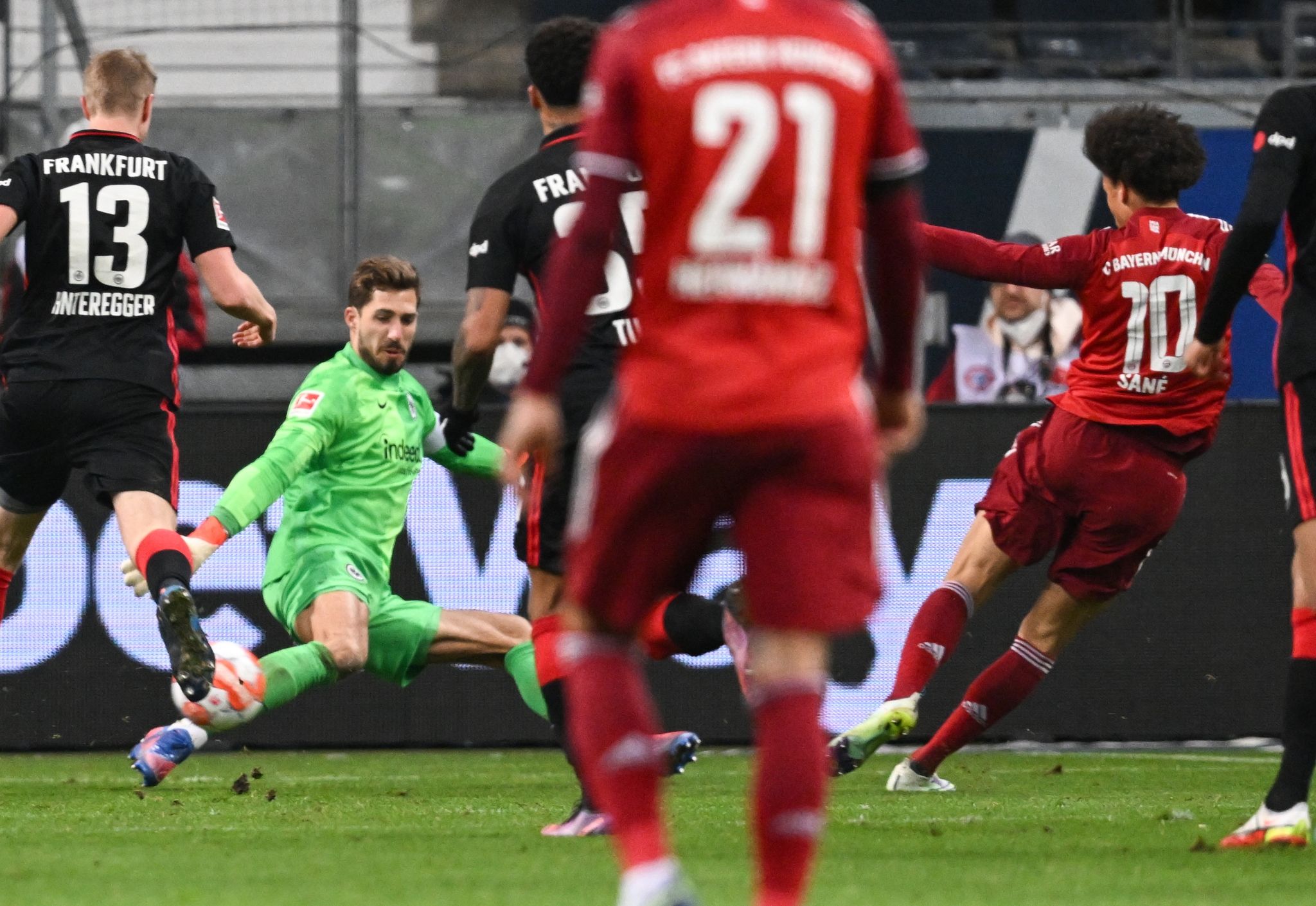 «Hat gepasst»: Bayern feiern Sieg in Frankfurt und legen vor