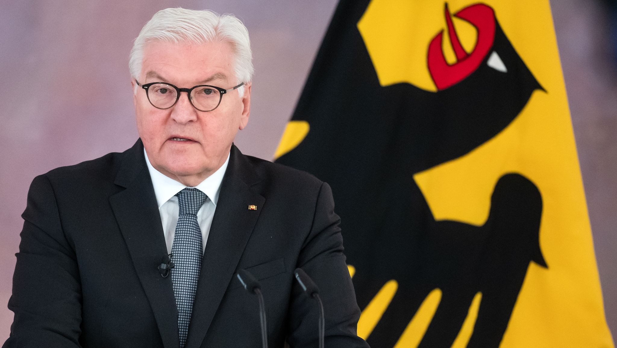 Steinmeier muss Polen-Reise absagen – PCR-Test noch positiv