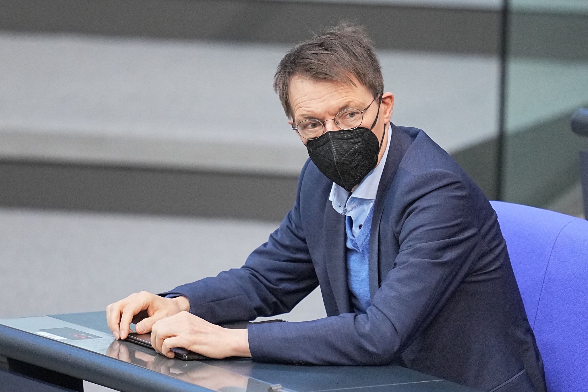 Lauterbach ruft Länder zu Umsetzung neuer Corona-Regeln auf