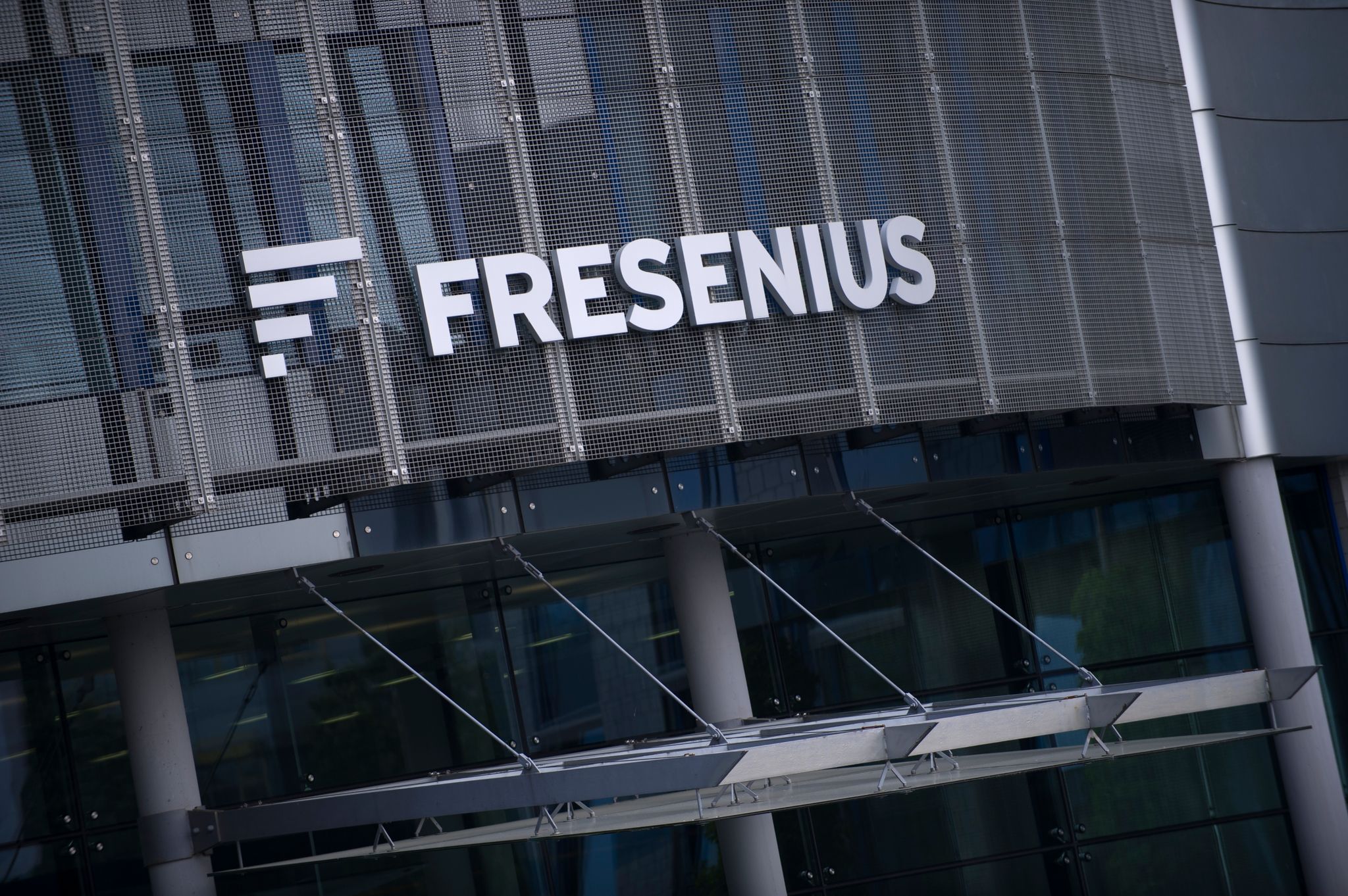 Fresenius stärkt Geschäft mit Nachahmermitteln