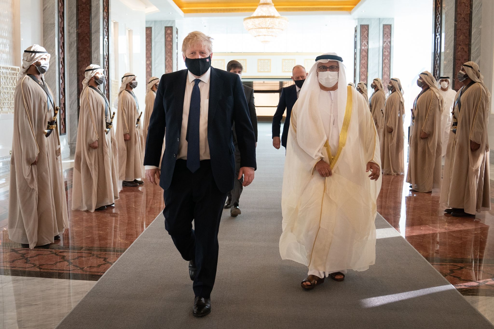 Johnson will Öl aus dem Nahen Osten – Besuch in Abu Dhabi