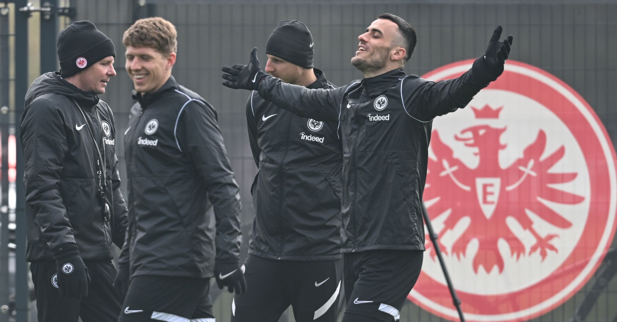 Frankfurt und Leverkusen wollen Europa-Reise fortsetzen