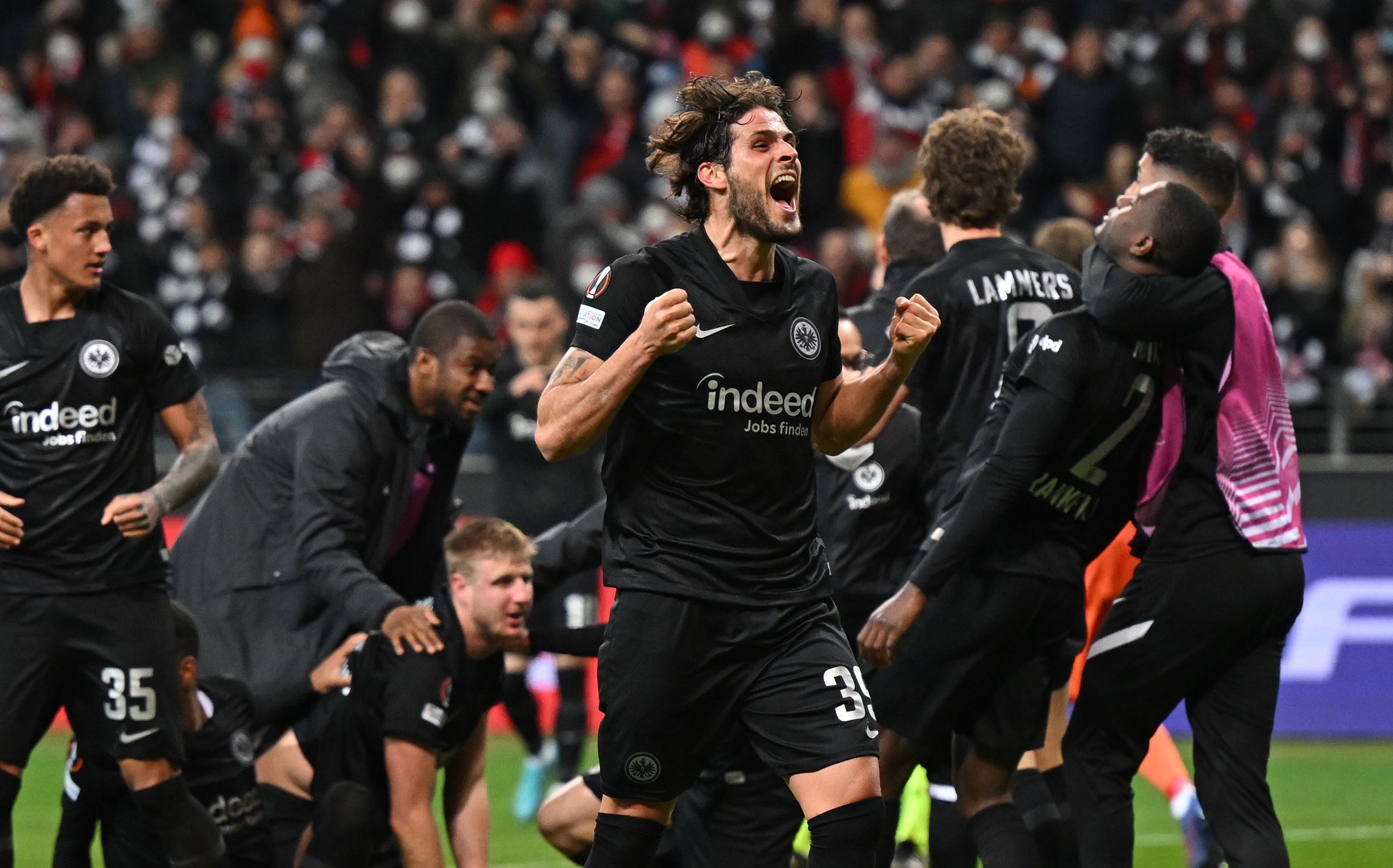 Frankfurts Europa-Party geht gegen Barcelona weiter