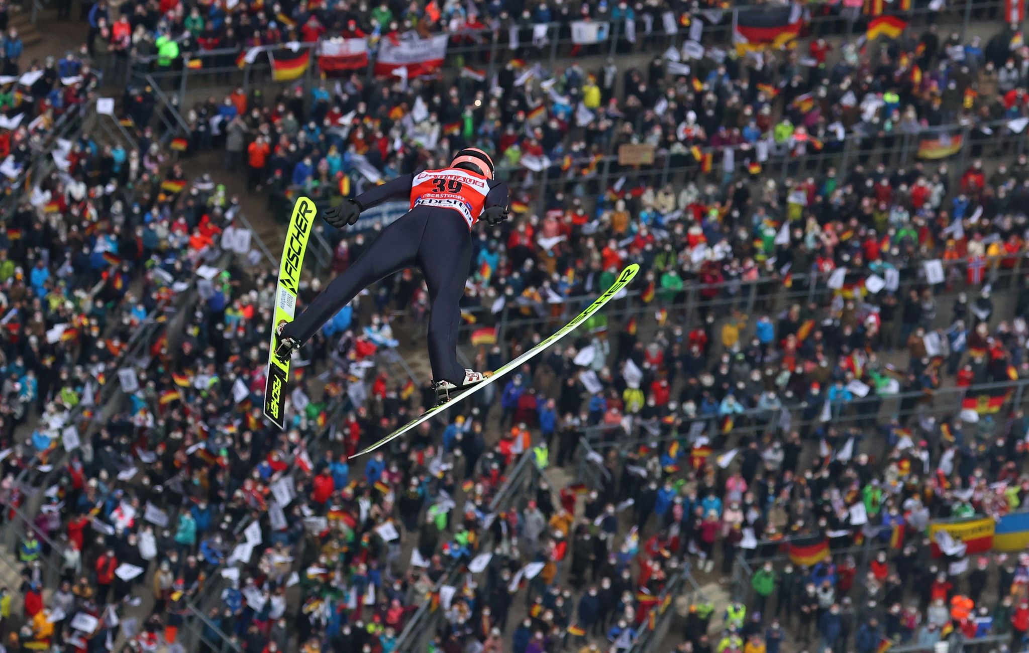 Rückschlag für Geiger – Slowene Zajc siegt in Oberstdorf