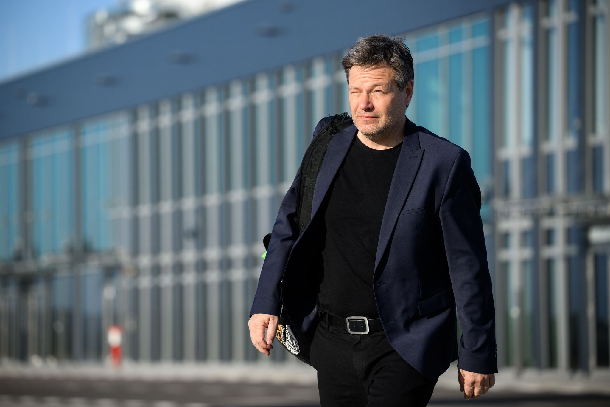 Habeck: Gasversorgung für Winter noch nicht ganz gesichert