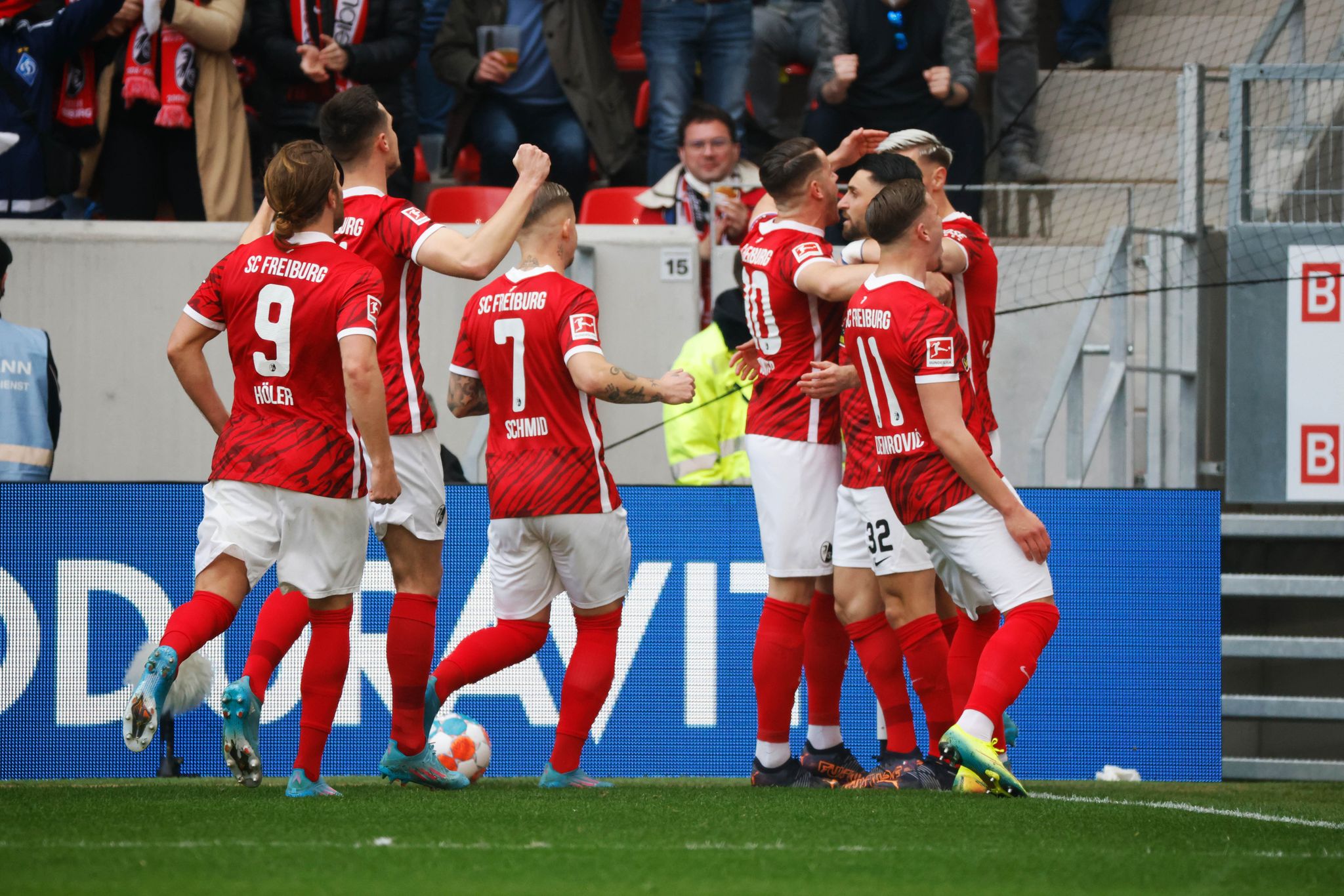 Dank Grifo und Schlotterbeck: Freiburg bekräftigt Ambitionen