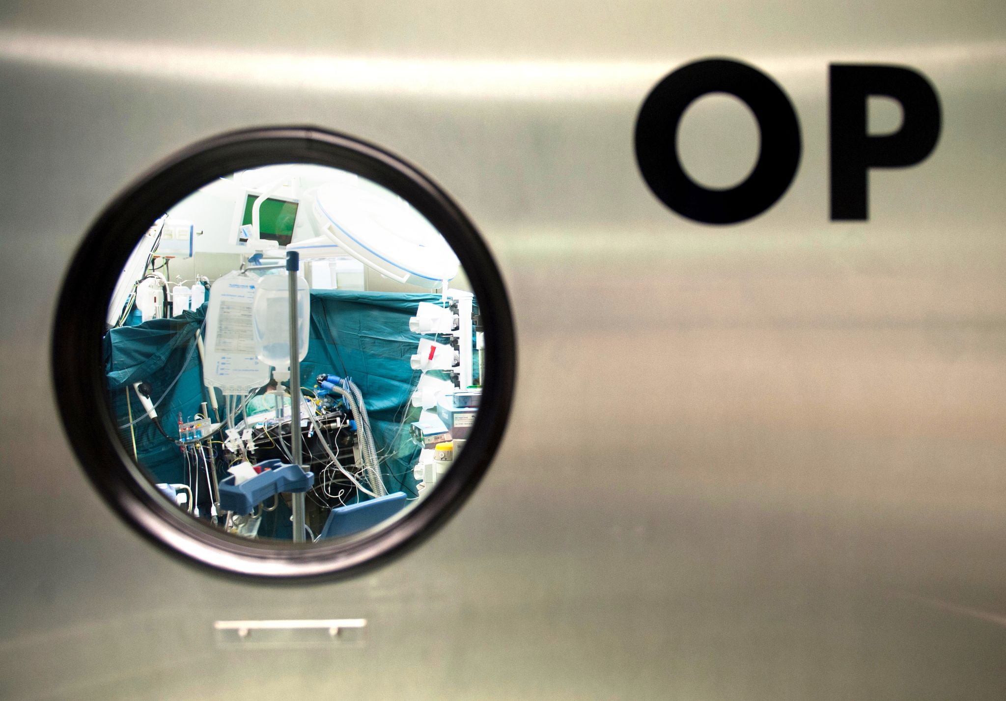 Osterurlaub – Regierungspolitiker raten zu Tests und Maske