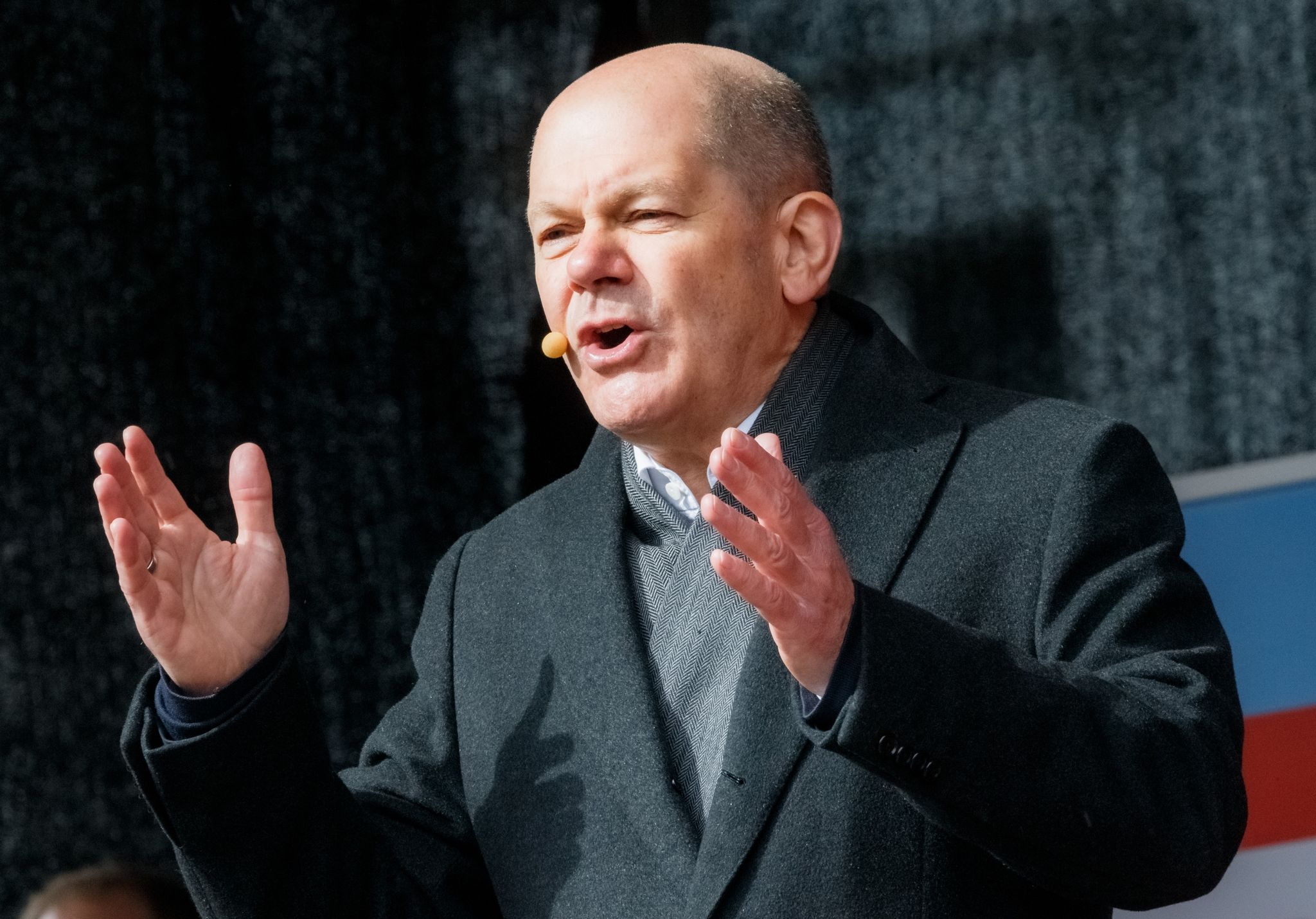 Milliarden-Rüstungshilfe für Ukraine und Kritik an Scholz