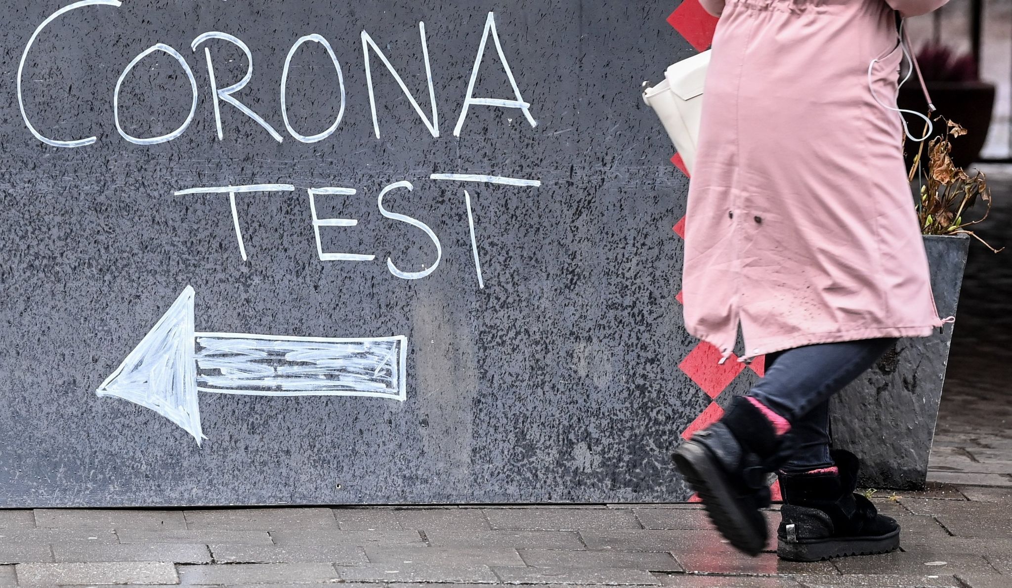 Höhepunkt der aktuellen Corona-Welle wahrscheinlich erreicht