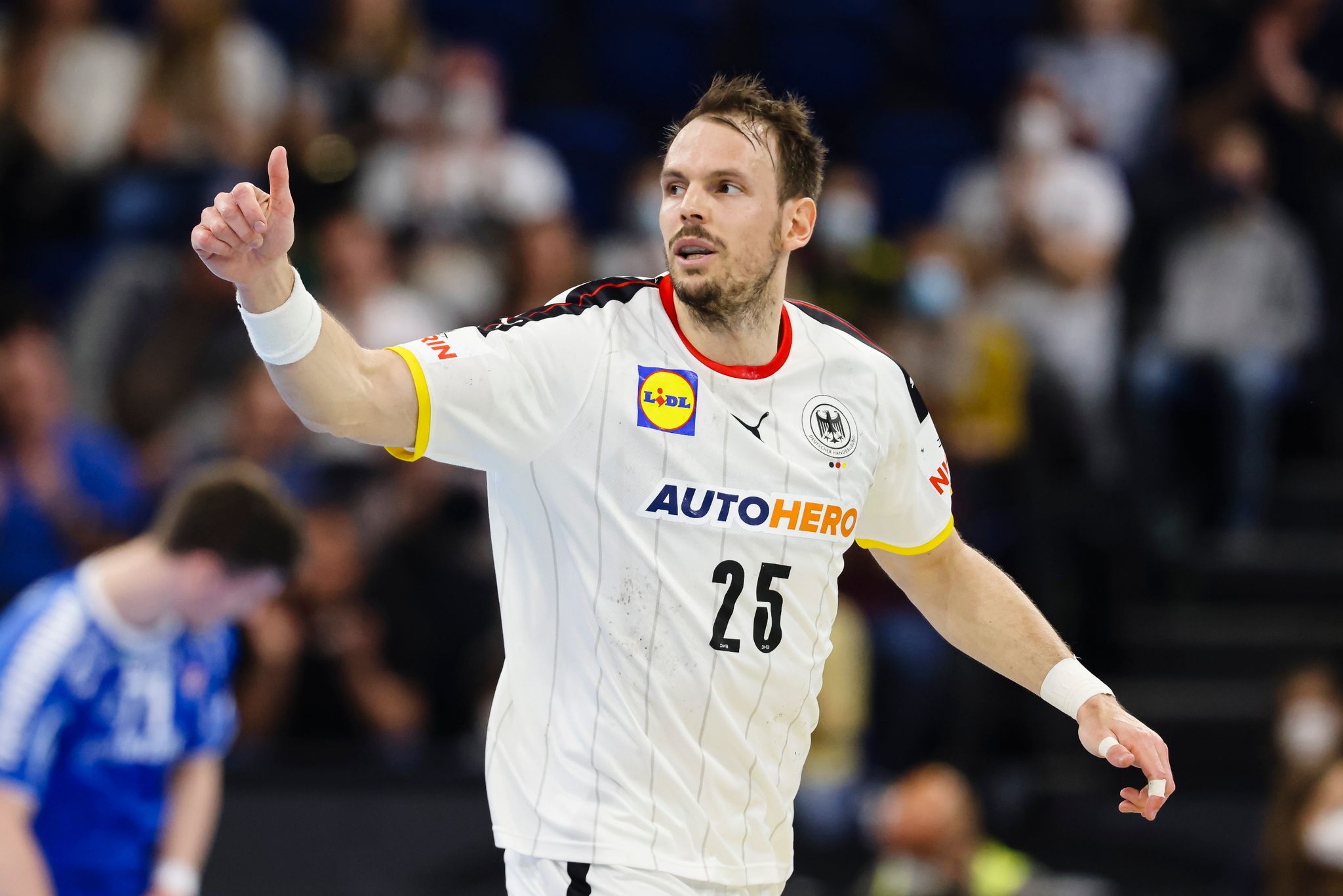 Deutsche Handballer besiegen Färöer- Wolff überragend