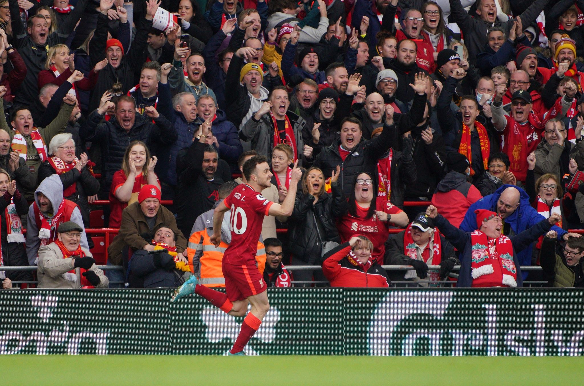 Siege für Liverpool und City – Eriksen trifft gegen Chelsea