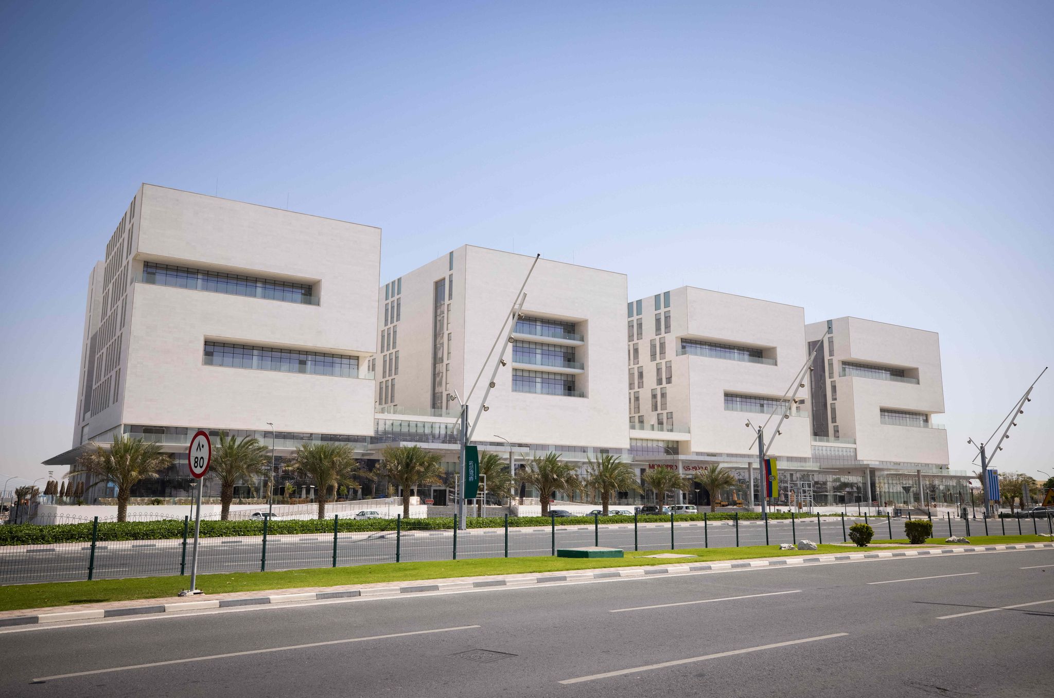 WM-Organisatoren geben Ausbeutung von Arbeitern in Katar zu