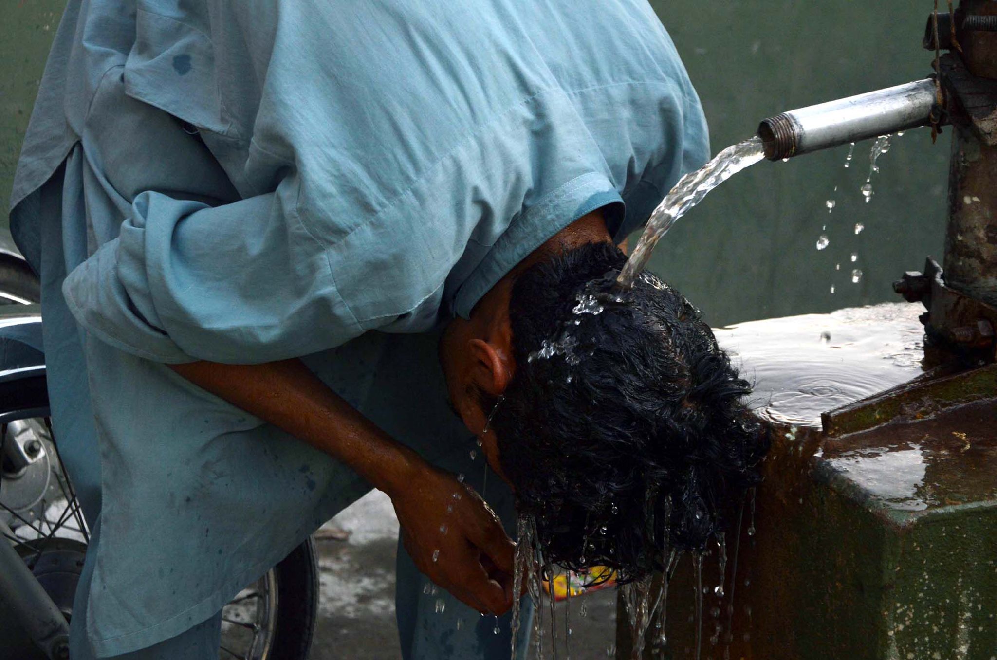 Hunderte Millionen Menschen brüten in gefährlicher Hitze