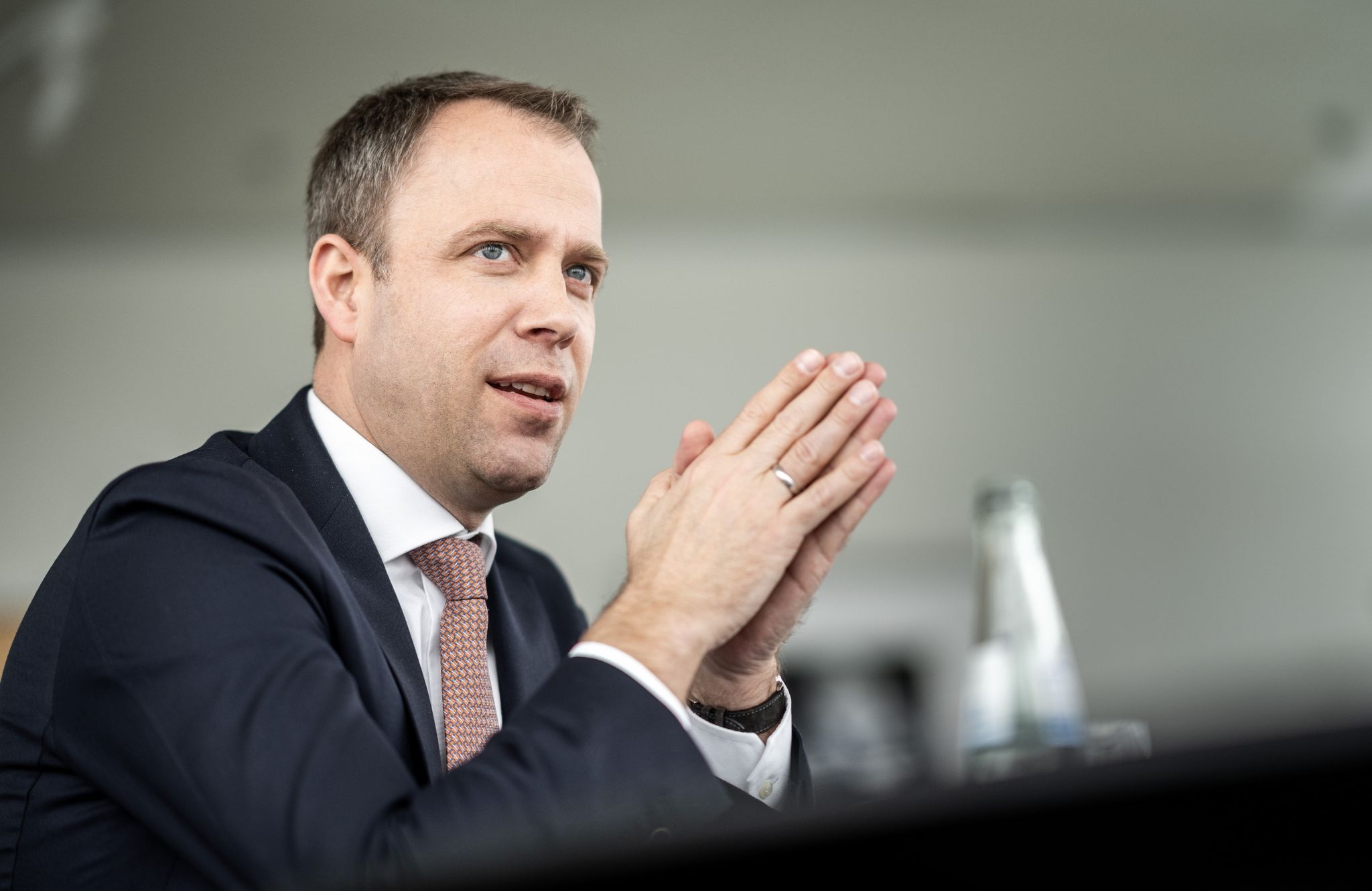 CDU-Spitze stellt sich in Russland-Diskussion hinter Merkel