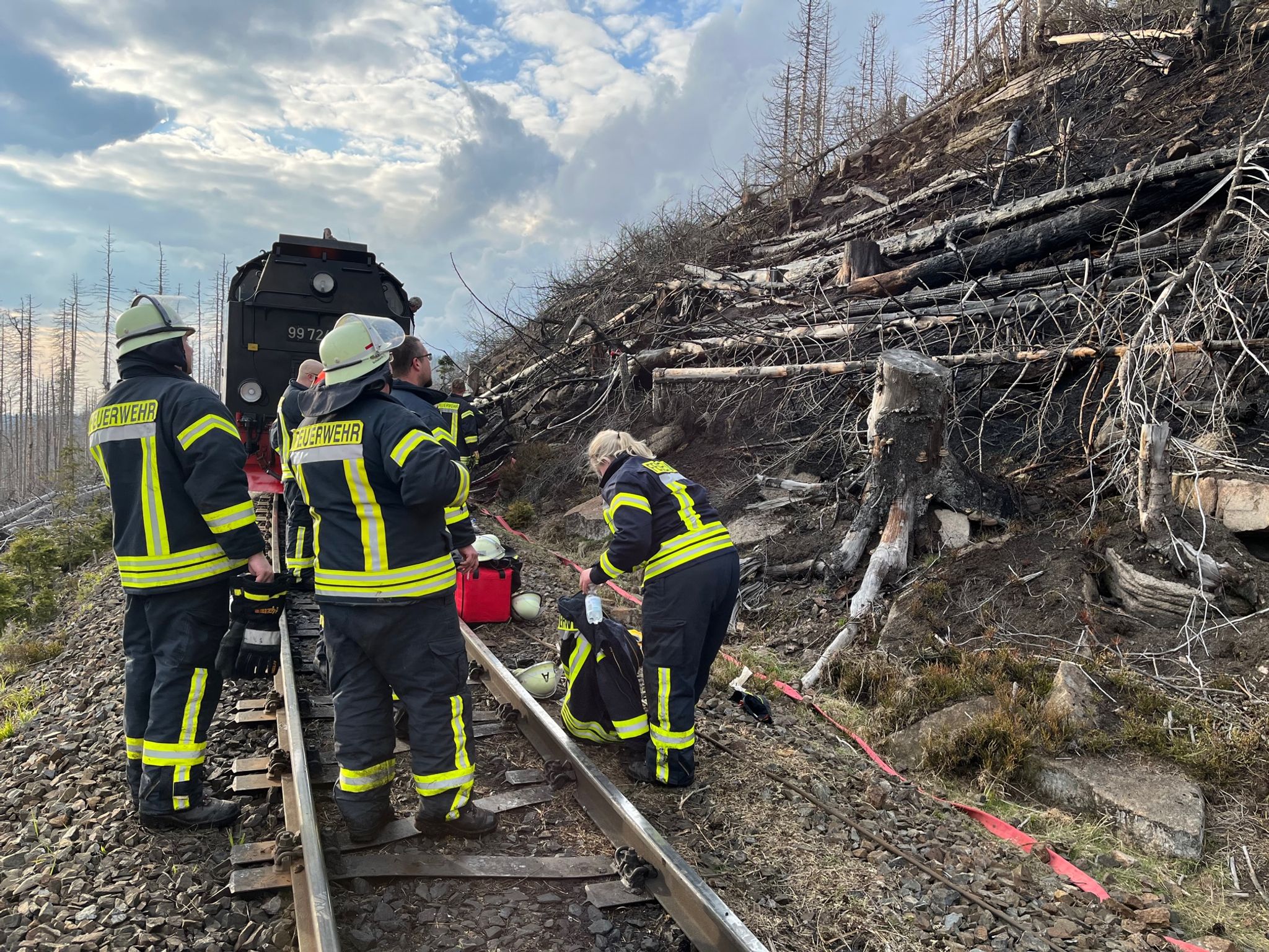 Großfeuer im Harz: Menschen mussten am Brocken ausharren