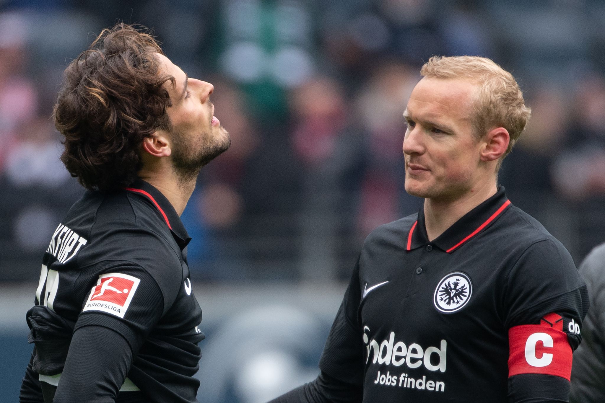 Frankfurt zaubert im Camp Nou – Nach 3:2 über Barça weiter