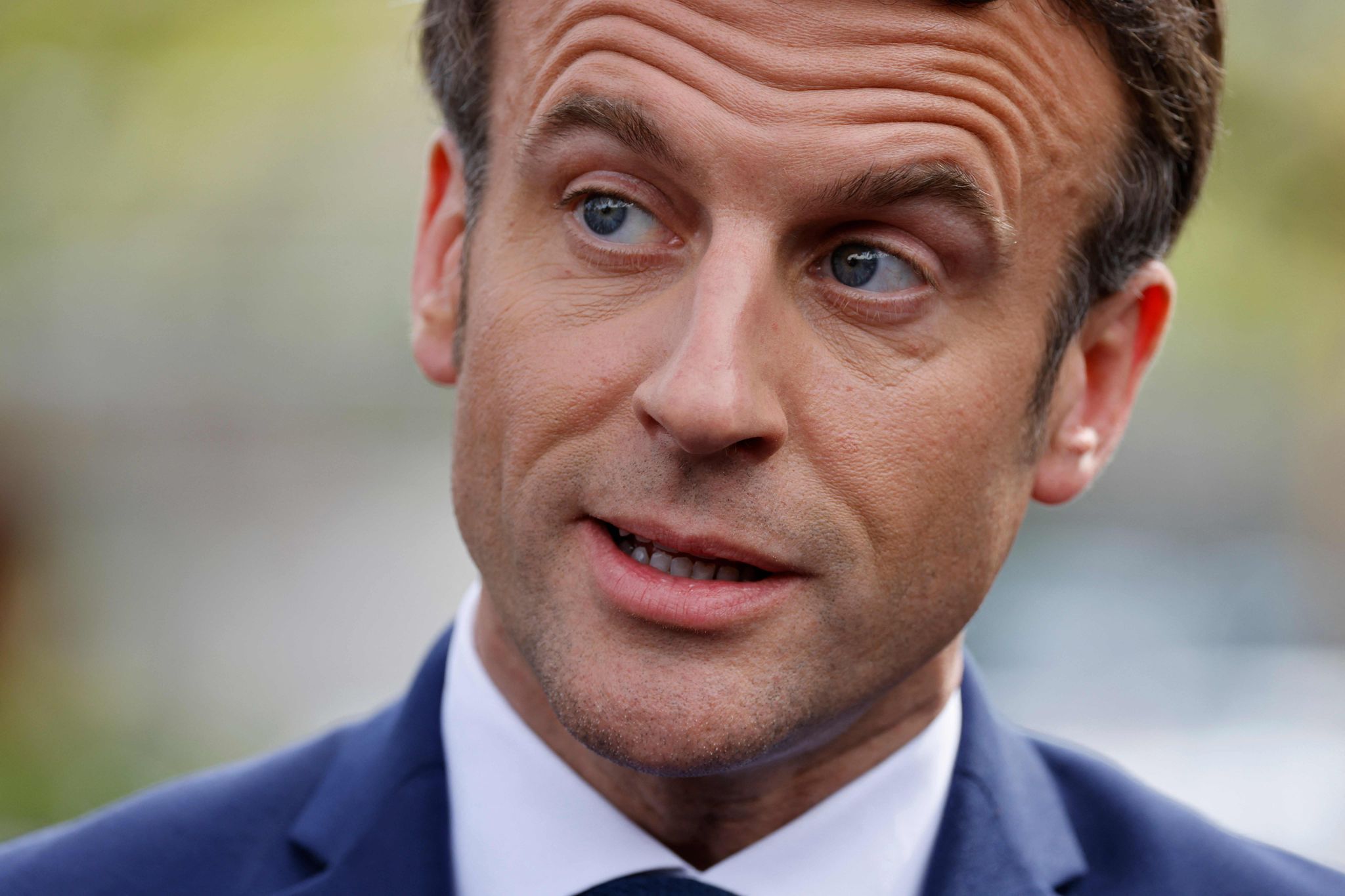 Macron wirft Le Pen heimliche Ausstiegspläne aus der EU vor