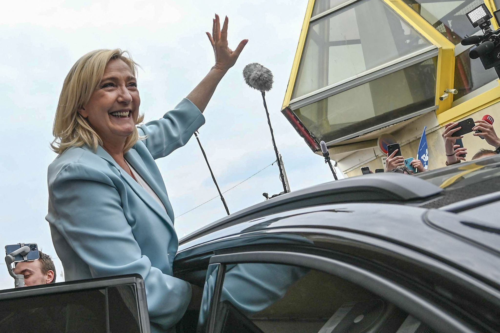 Marine Le Pen: Eine Rechtsaußen im Schafspelz?