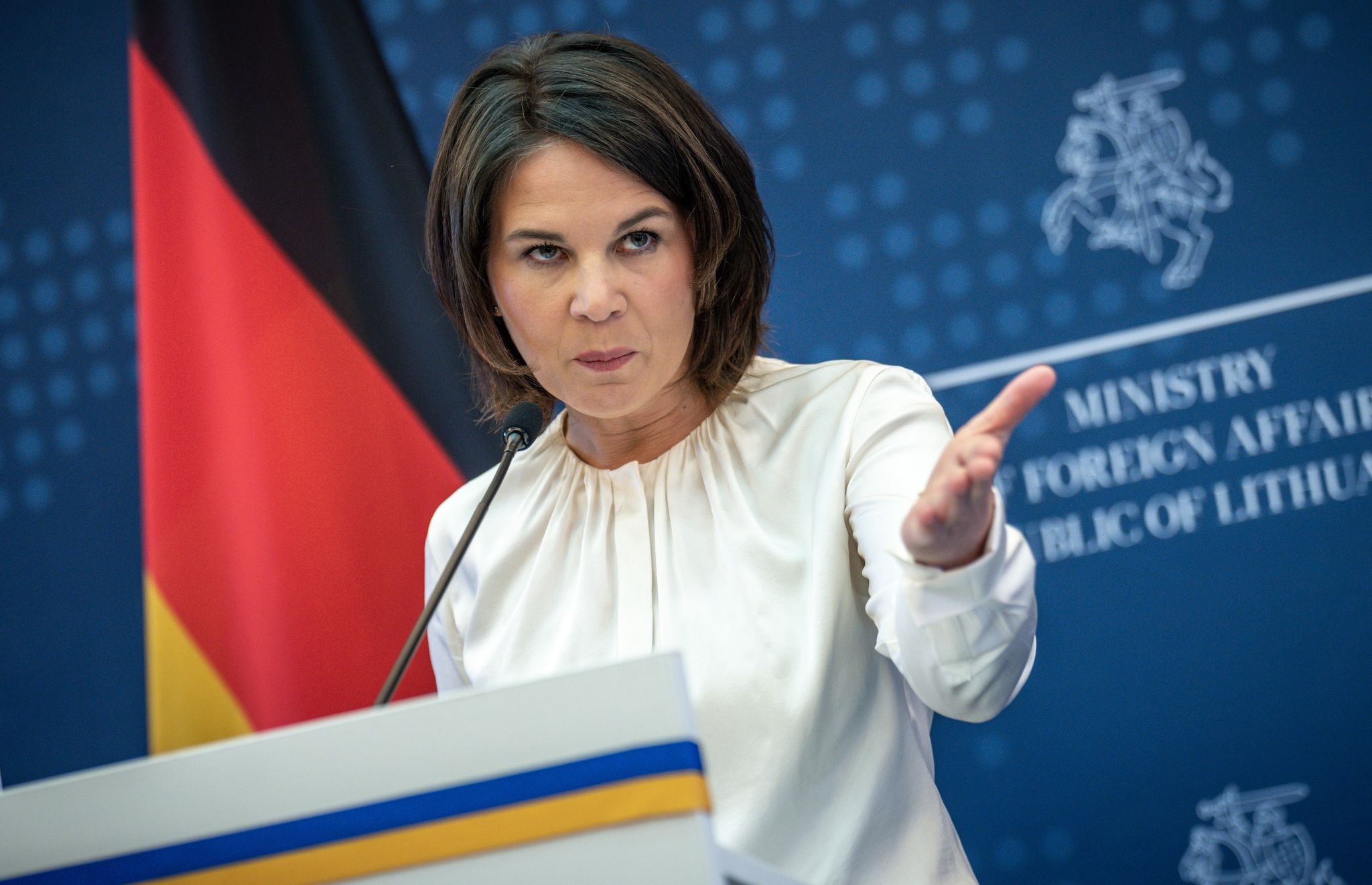 Baerbock: Bei Nato-Verstärkung im Baltikum vorangehen