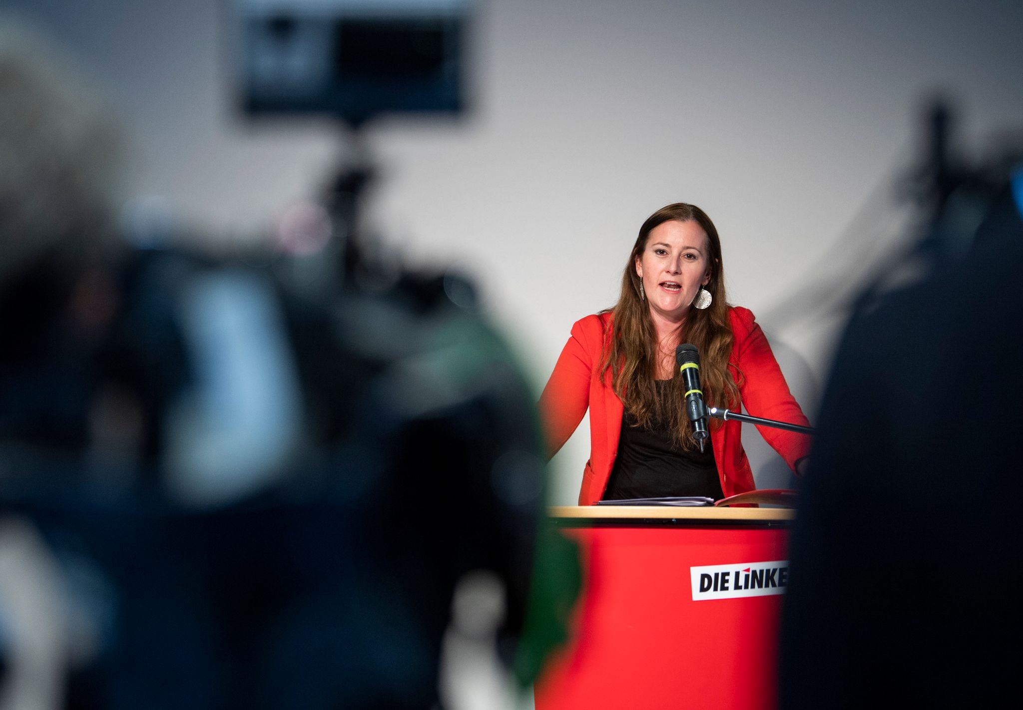 Linke will Parteispitze Ende Juni komplett neu aufstellen