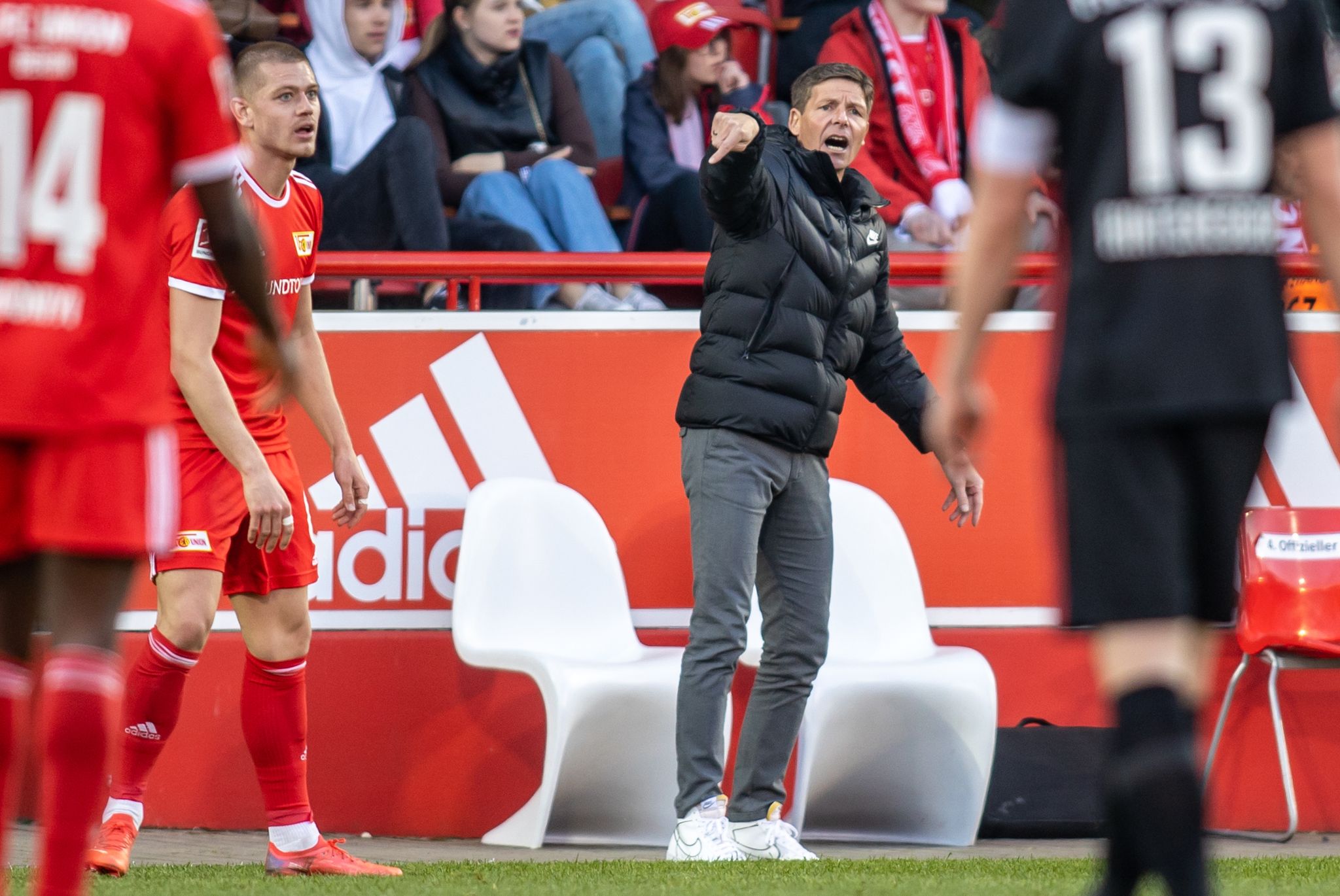 Glasner nimmt müde Eintracht-Profis in Schutz