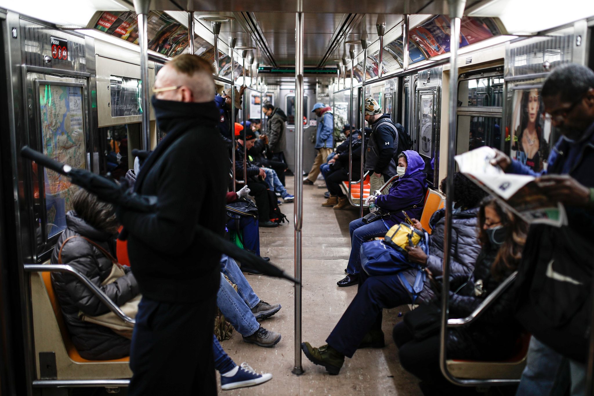 US-Regierung gegen Ende der Maskenpflicht in Verkehrsmitteln