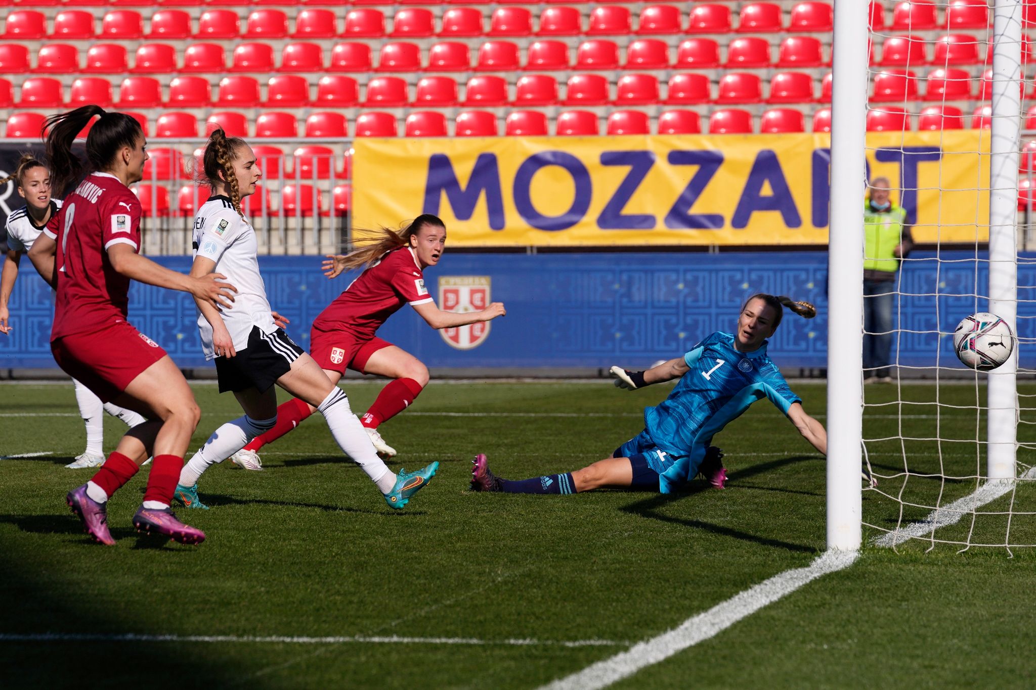 DFB-Frauen nach Lehrstunde: «Besser jetzt als bei der EM»