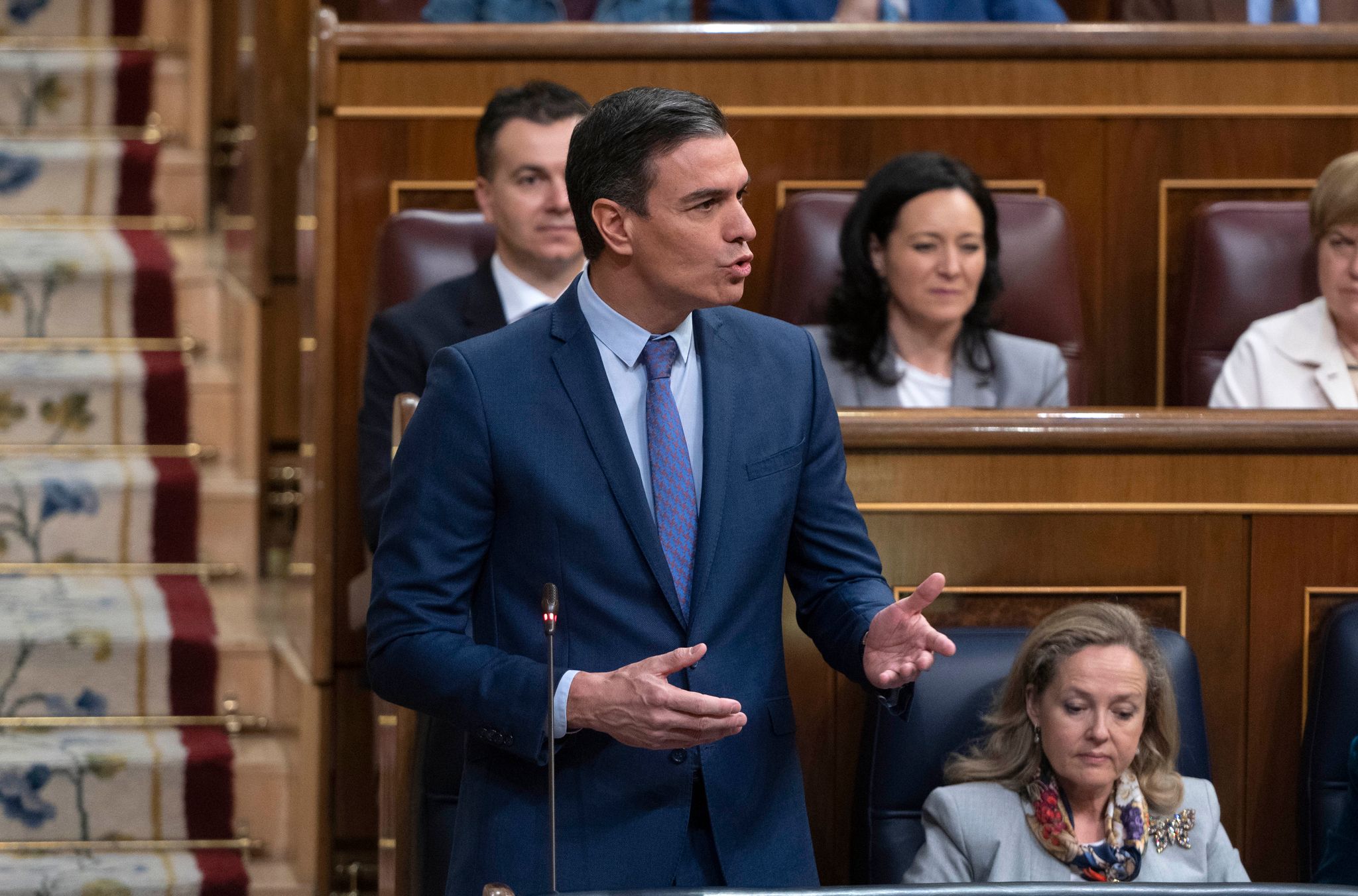Spaniens Entlastungspaket in Gefahr: Sánchez sagt Reise ab