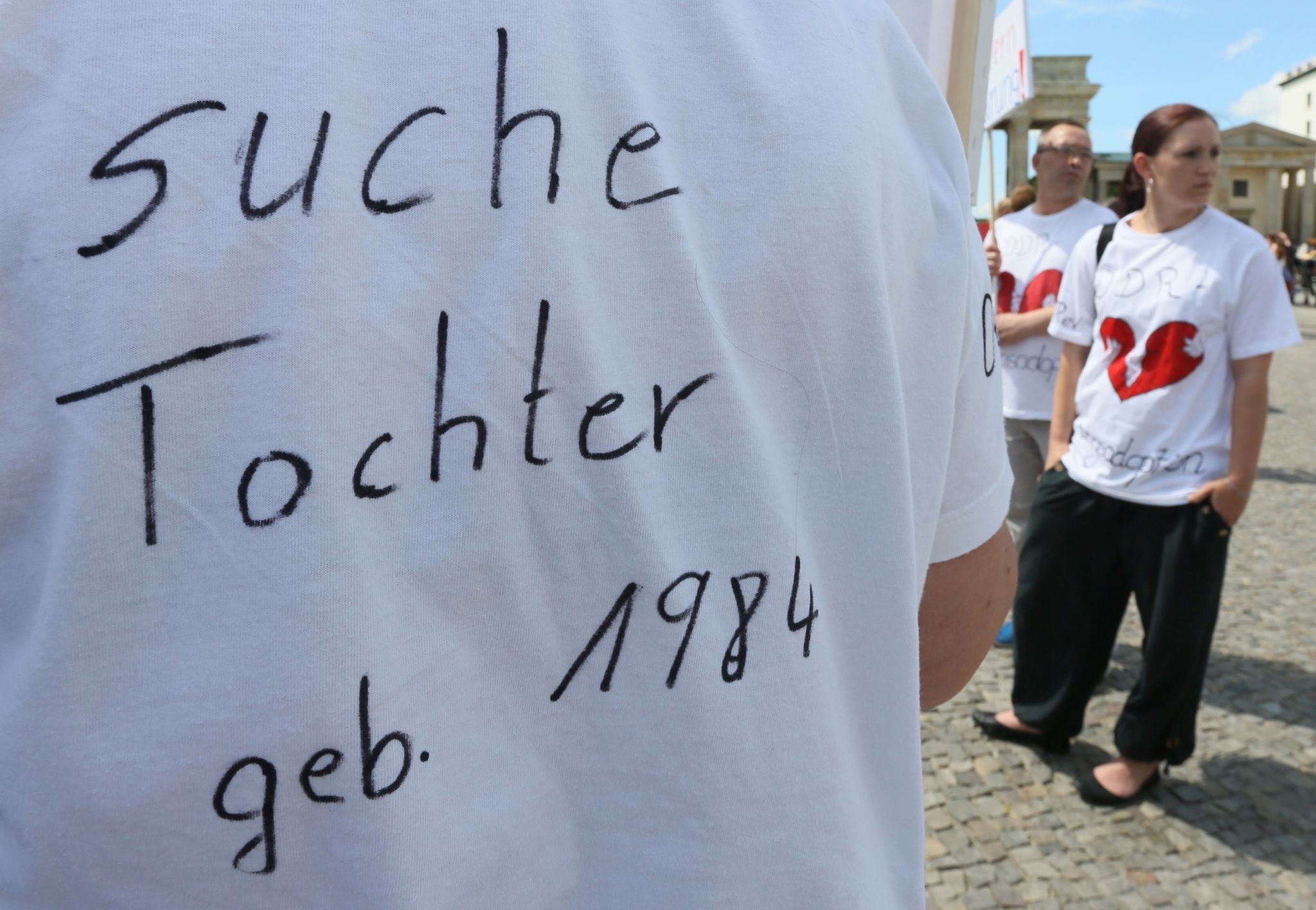 DDR-Zwangsadoptionen werden genauer untersucht