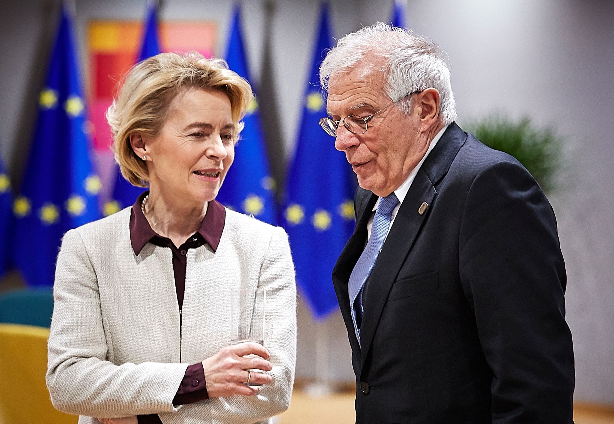 Von der Leyen und Borrell treffen Selenskyj in Kiew