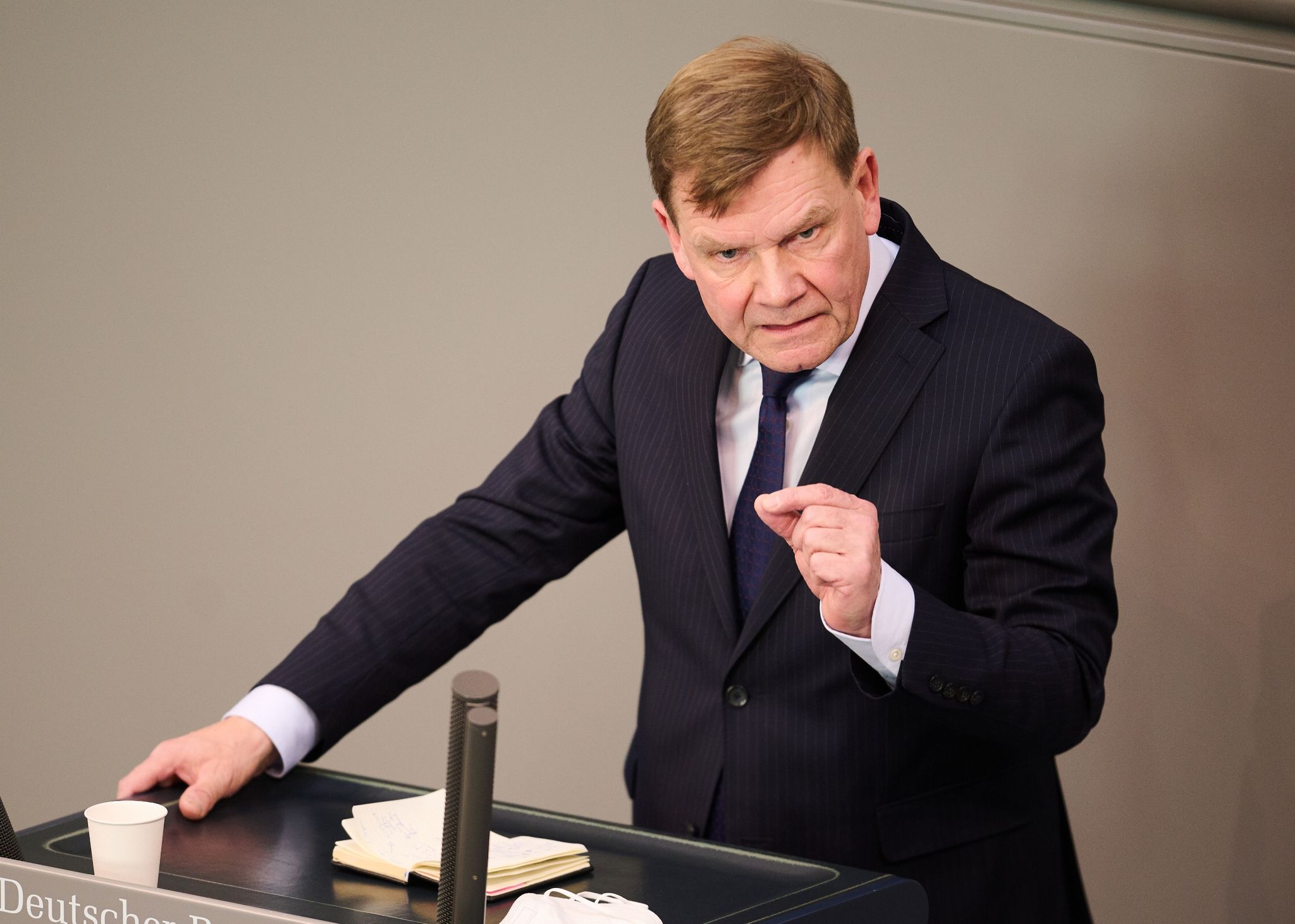 Schwere Vorwürfe an Scholz in Waffendebatte erhoben