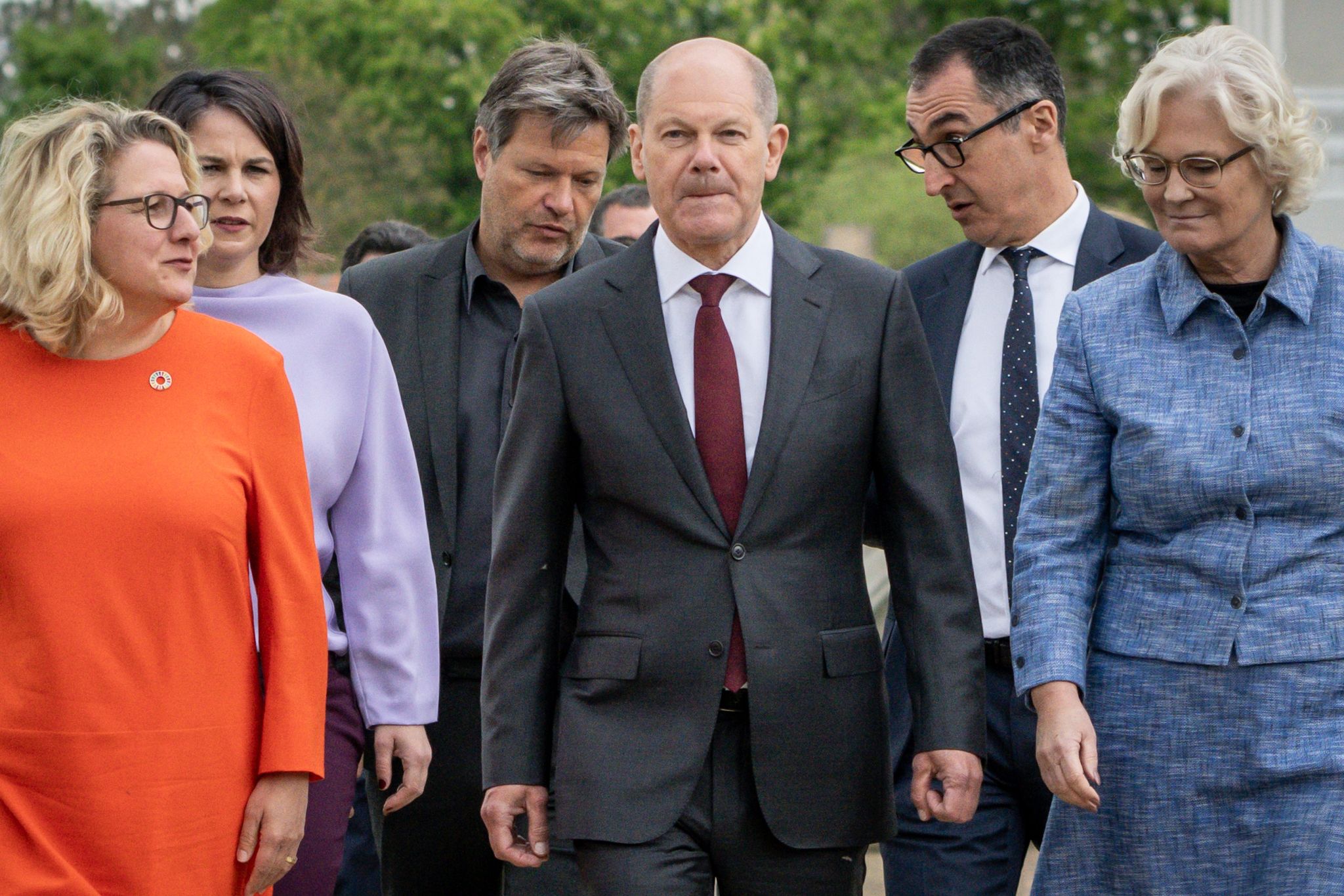 Habeck, Baerbock und Özdemir beliebteste Politiker