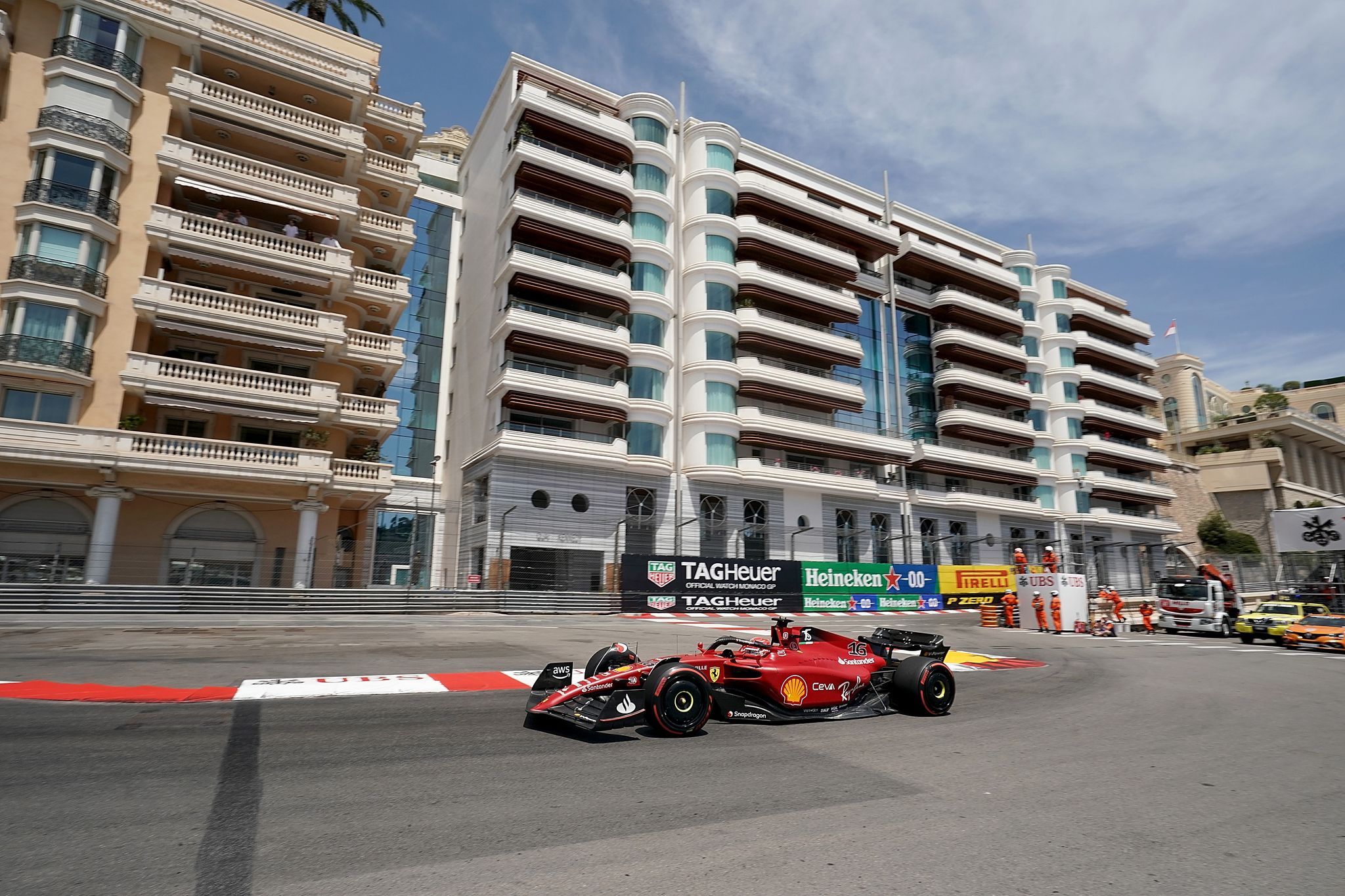 Leclerc rast auf Monaco-Pole – Verstappen nur Vierter