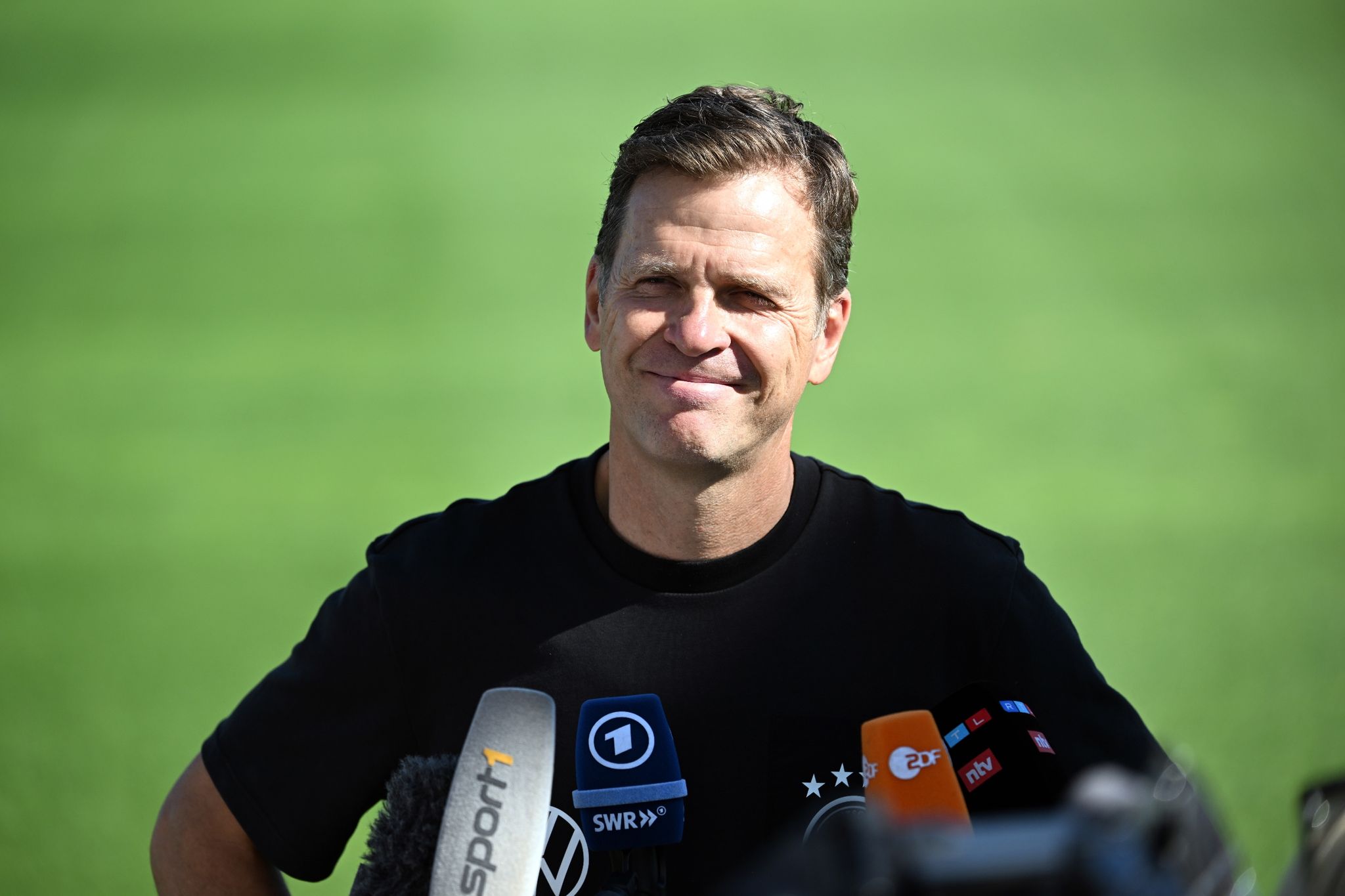 Bierhoff fordert «Extrameilen» für WM-Ziele