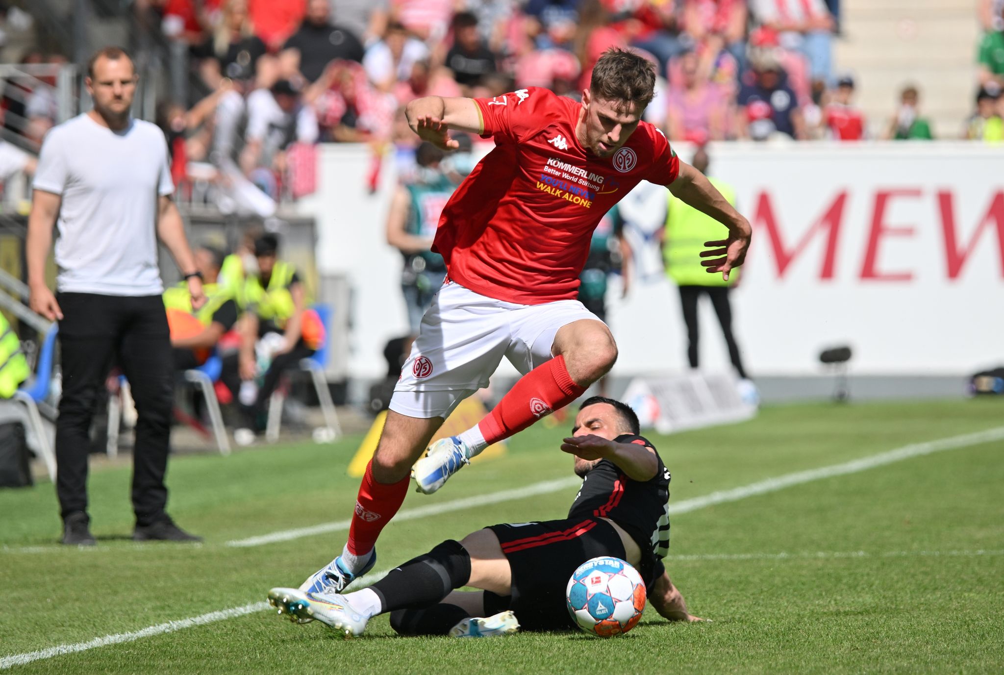 Vor Europa-League-Finale: Eintracht holt Punkt in Mainz