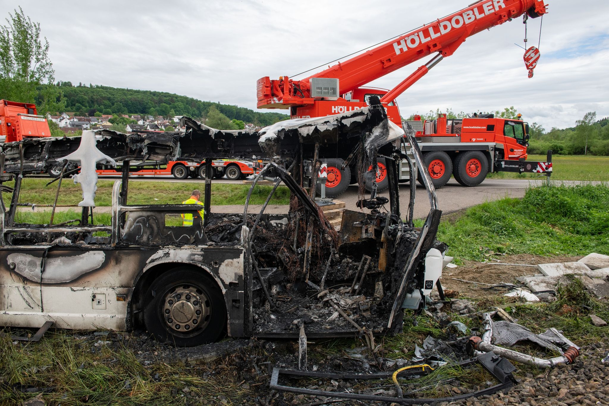 Polizei prüft nach Zugunglück Ermittlungen gegen Busfahrer