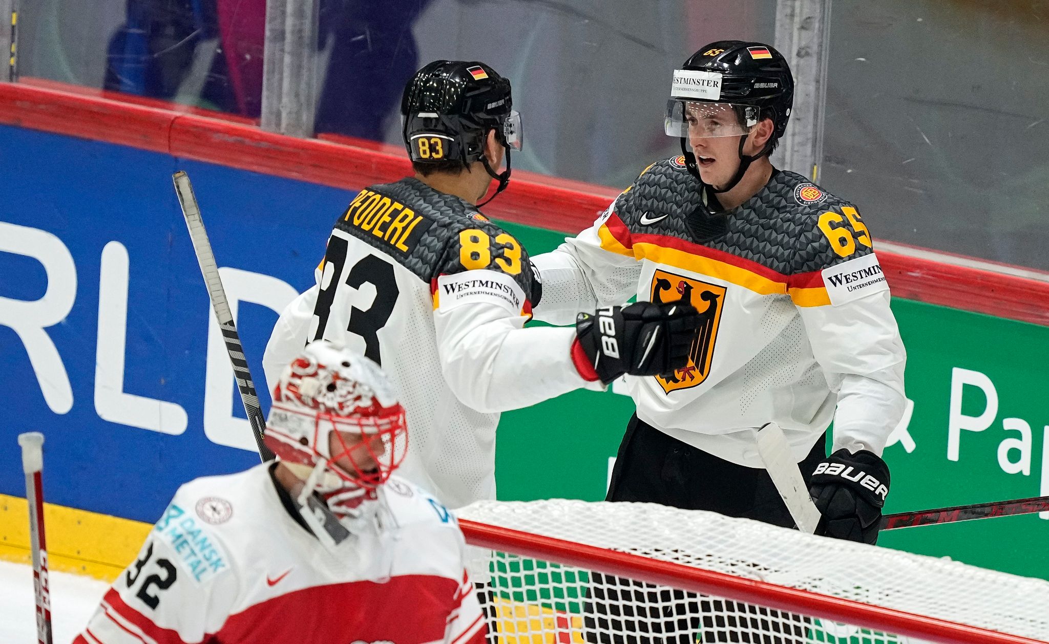 Nach Feueralarm in der Halle: DEB-Team besiegt auch Dänemark
