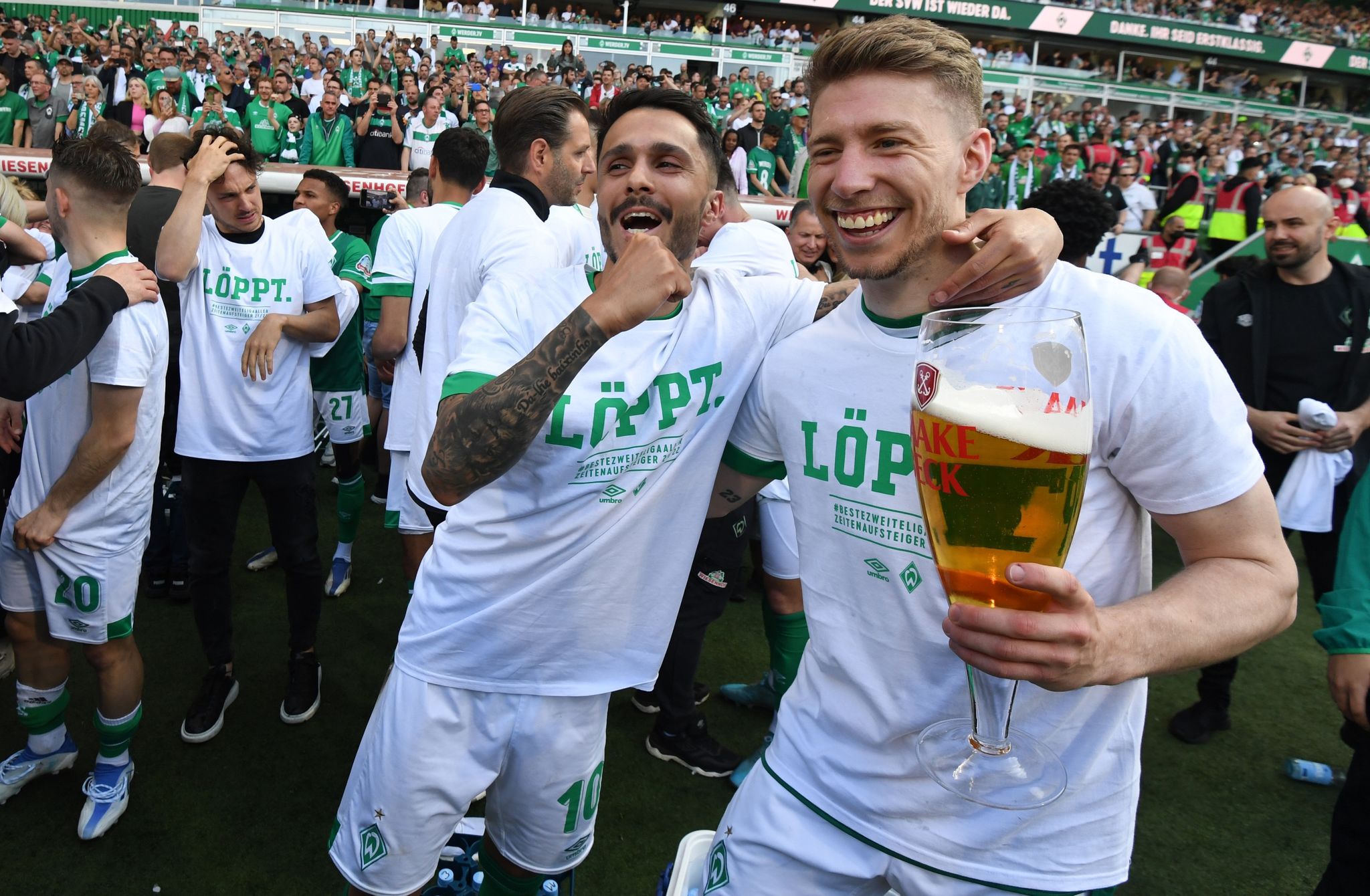 Viel Arbeit nach der Mega-Werder-Aufstiegssause