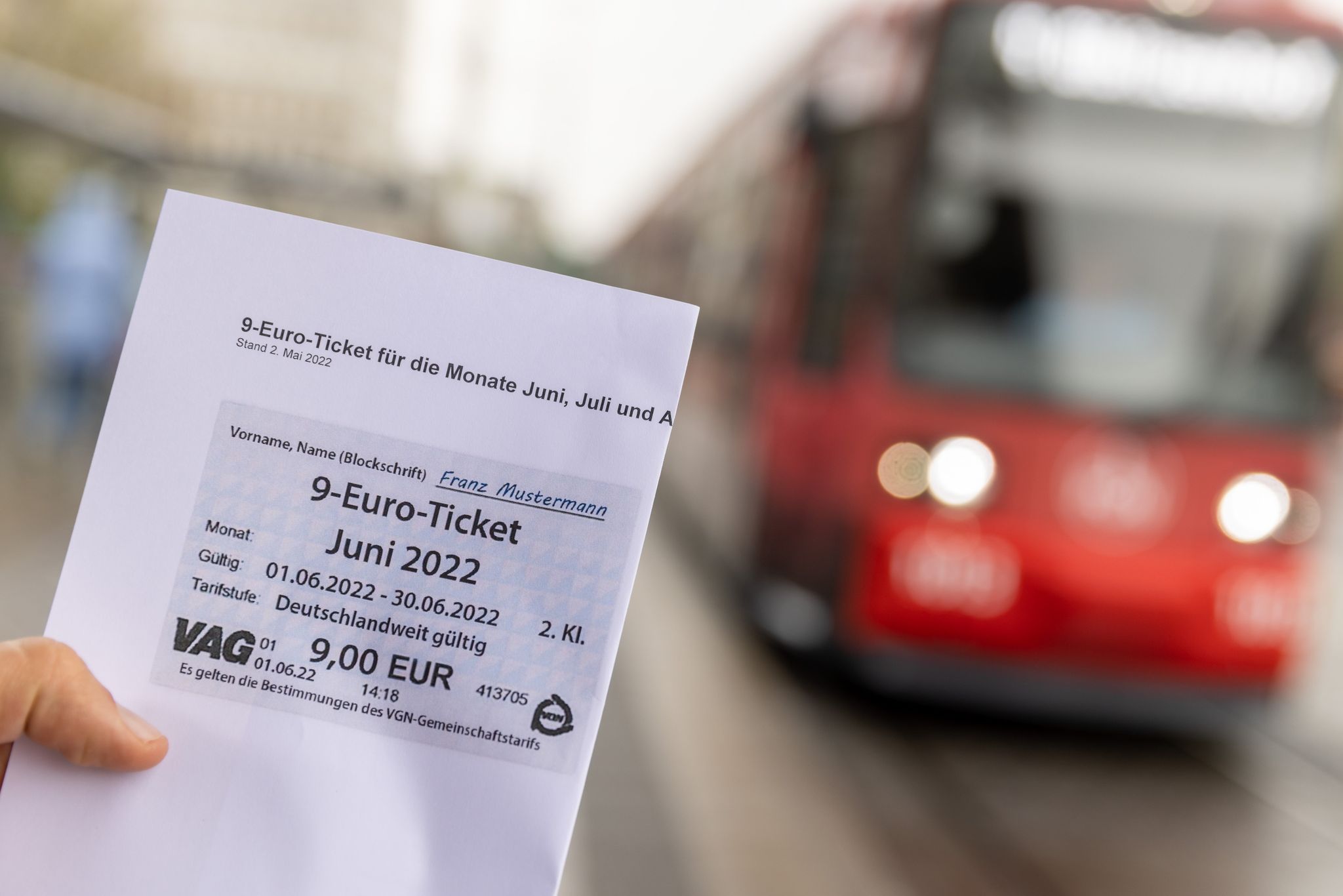 Chancen und Risiken des 9-Euro-Tickets