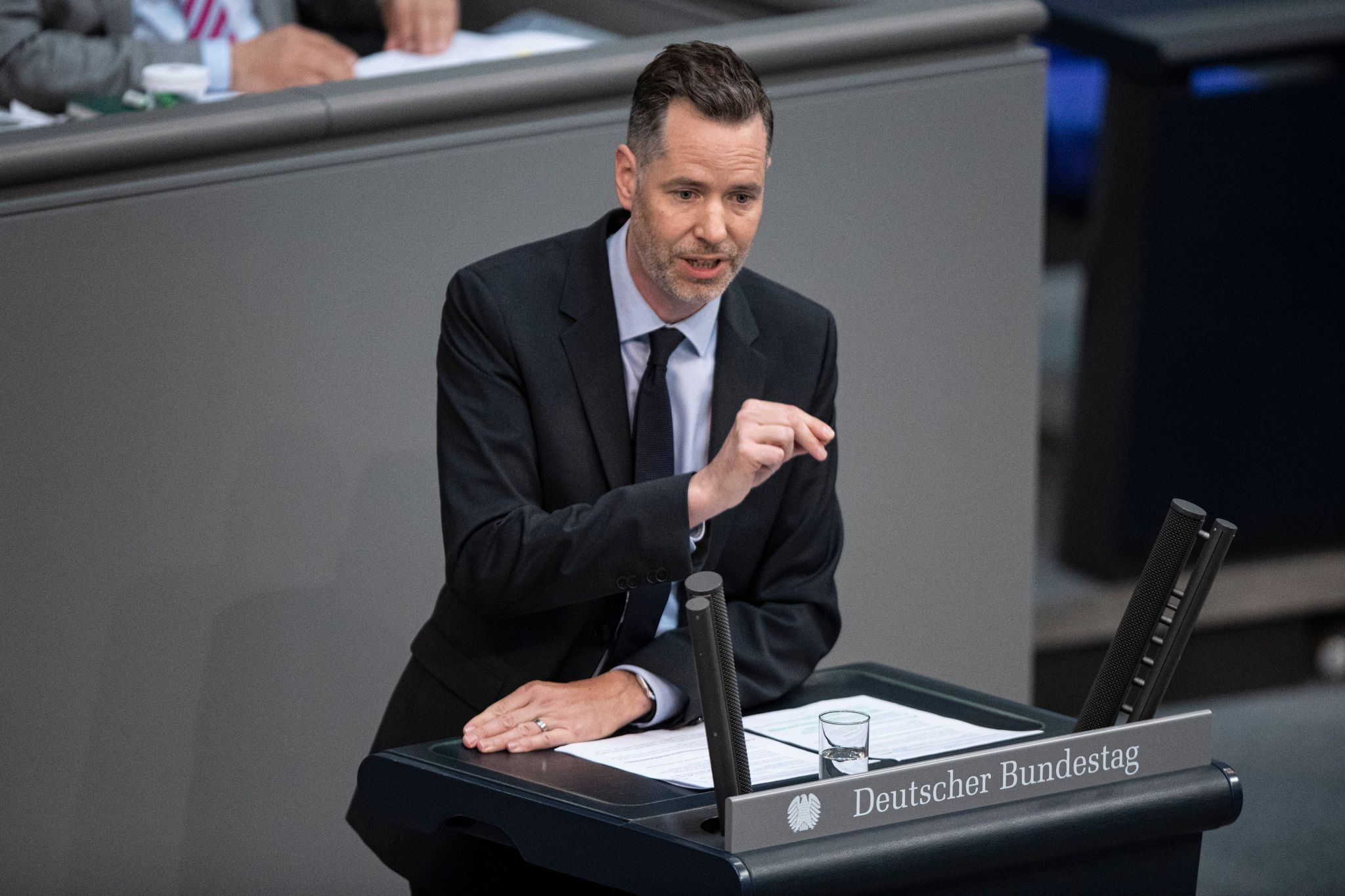 FDP-Fraktionschef: Corona-Isolationsregeln aufheben