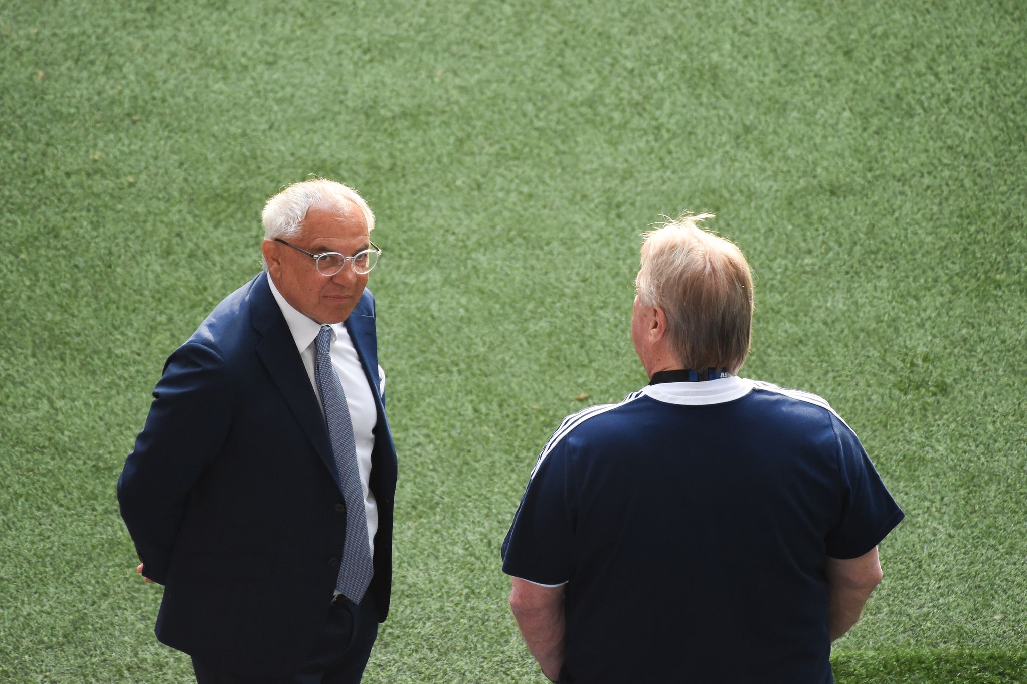 Hertha BSC bleibt erstklassig dank Traum-Freistoßtor