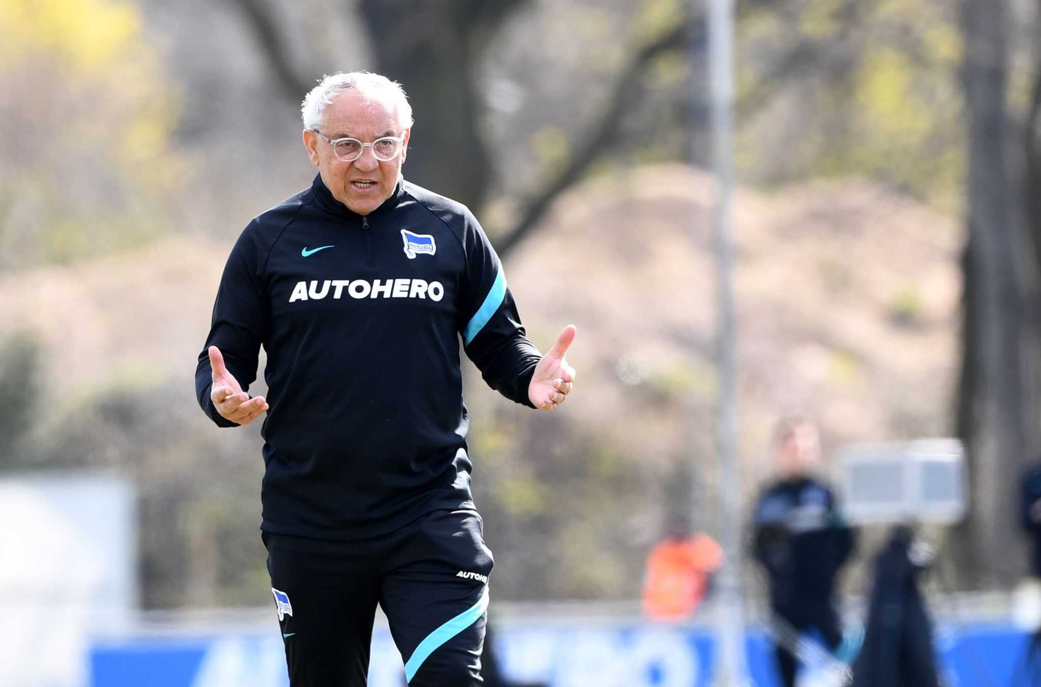 Frühstück, Training, Warten: Magaths spezieller Muttertag