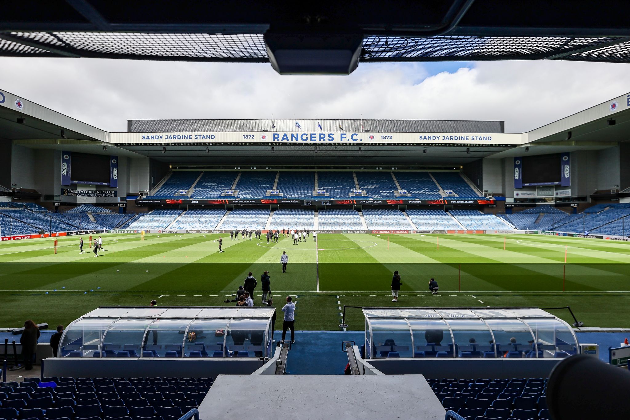 Druck und Vorfreude: Leipzig im Hexenkessel Ibrox-Stadion