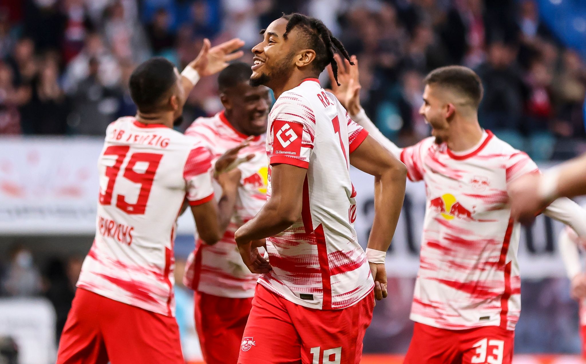 Leipzig auf Kurs Königsklasse nach Sieg gegen Augsburg