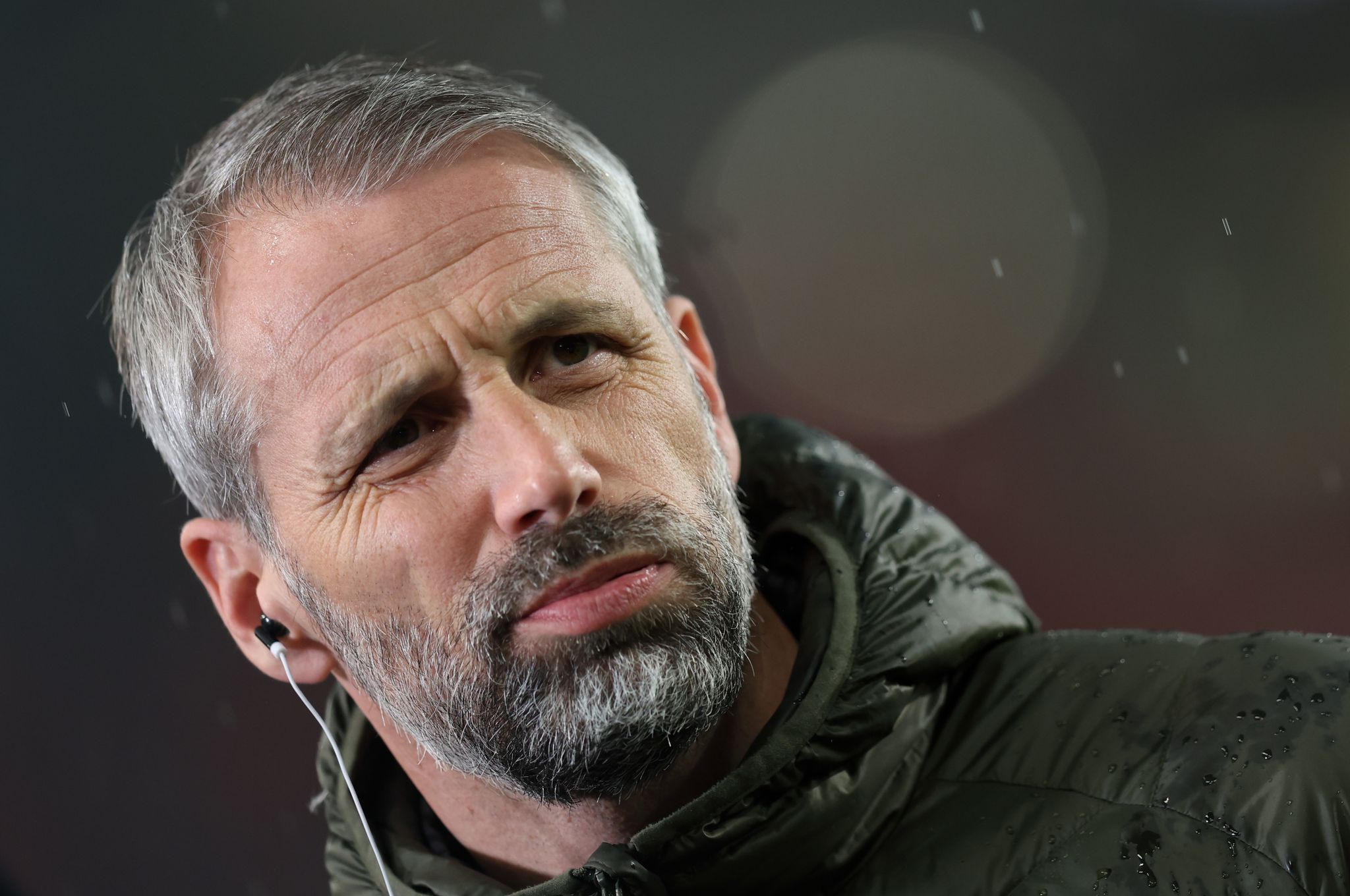 Roses folgenschwere Entscheidung: Zurückstellen der Uhr