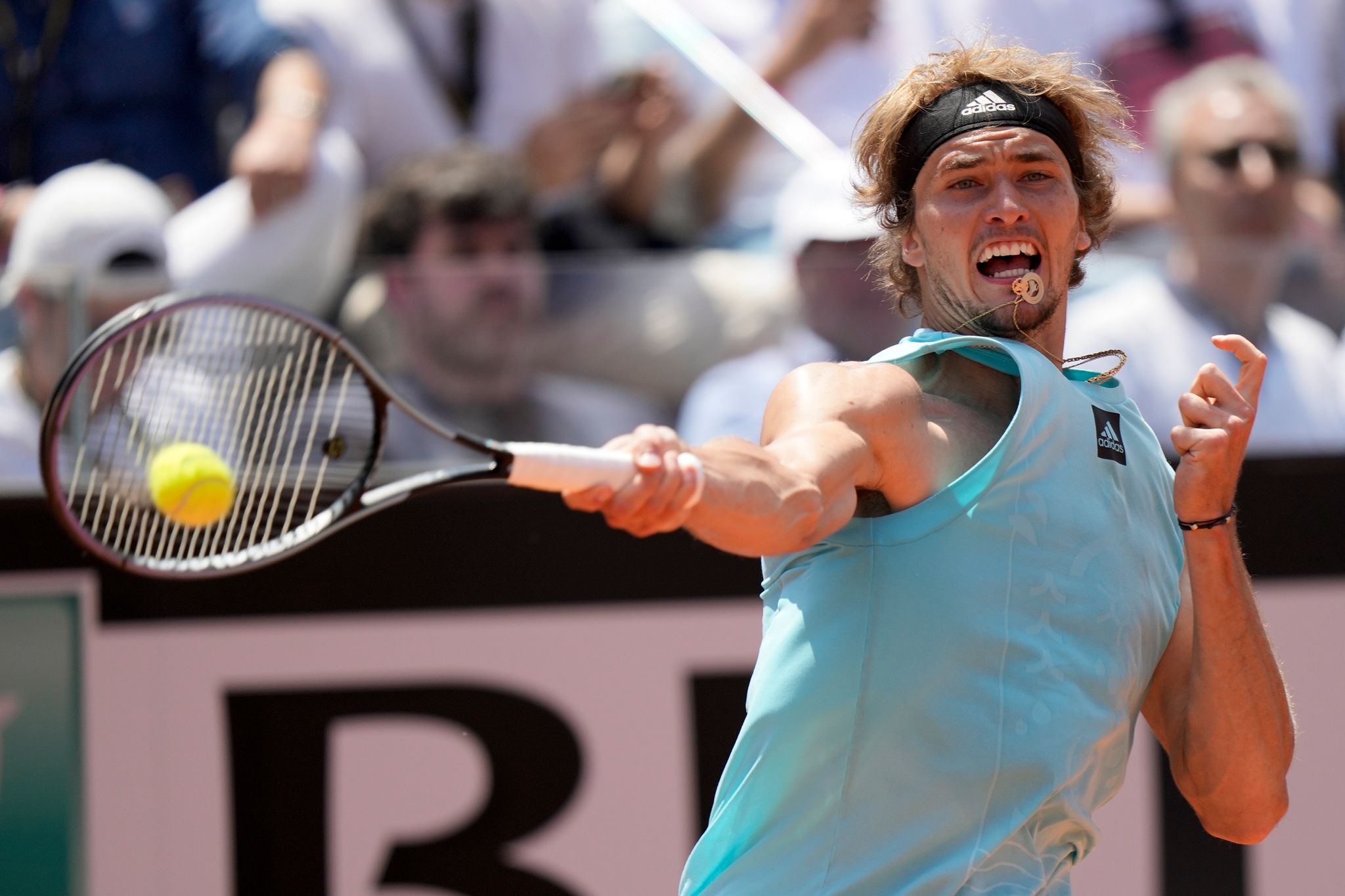 Zverev erreicht nach Auftaktsieg Achtelfinale in Rom
