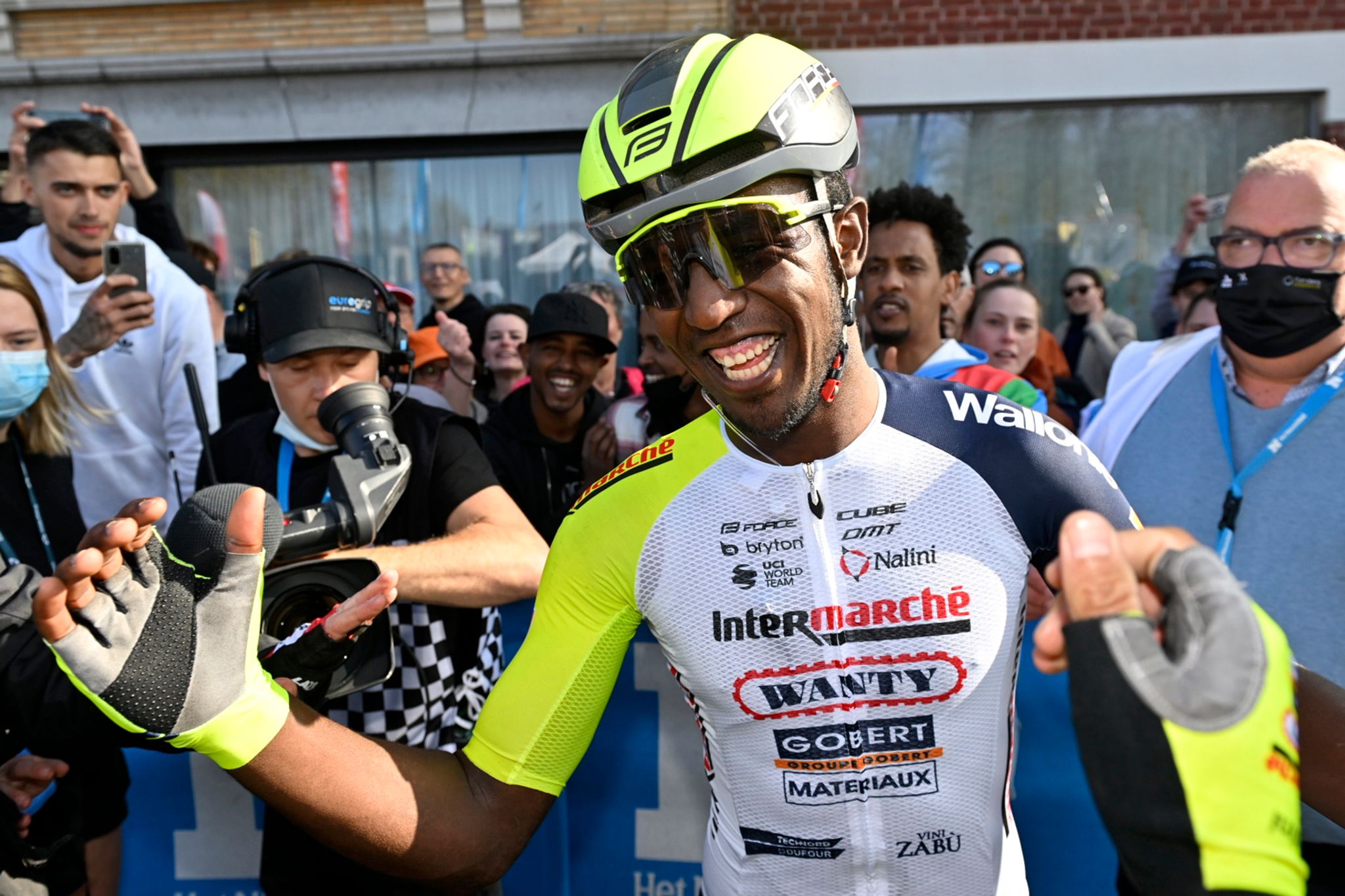 Historischer Moment: Eritreer Girmay gewinnt 10. Giro-Etappe